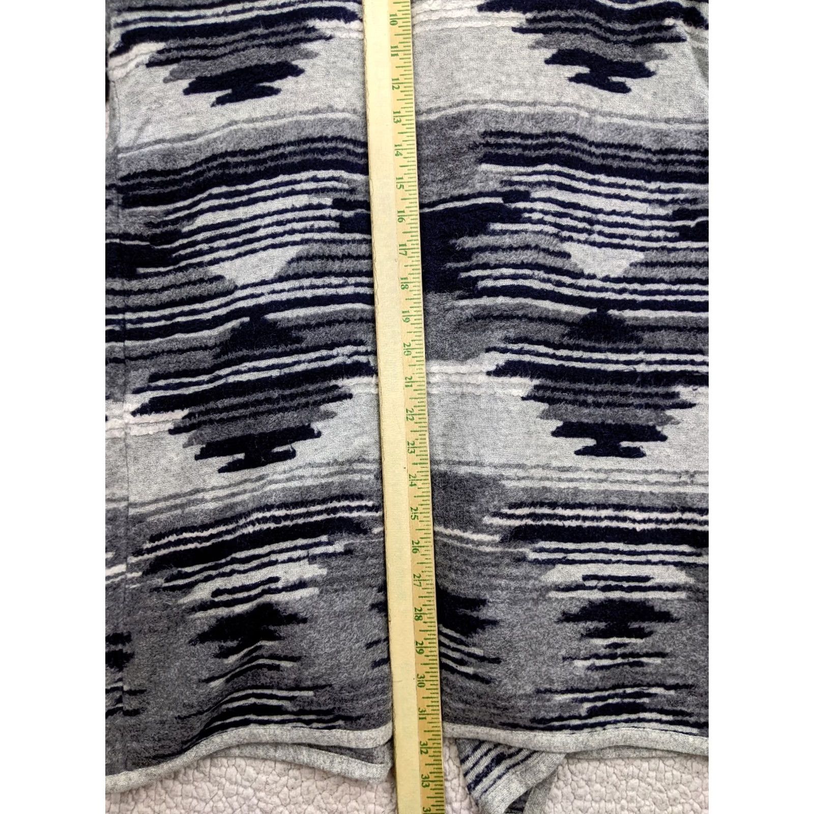 Lucky Brand Lucky Brand Womens Large Gray Southwestern Aztic Drap Cardigan Falls Long Sleeve Shirt Womens L Gray Cardigan Southwest Aztec Drapery Size L / US 10 / IT 46 - 6 Thumbnail