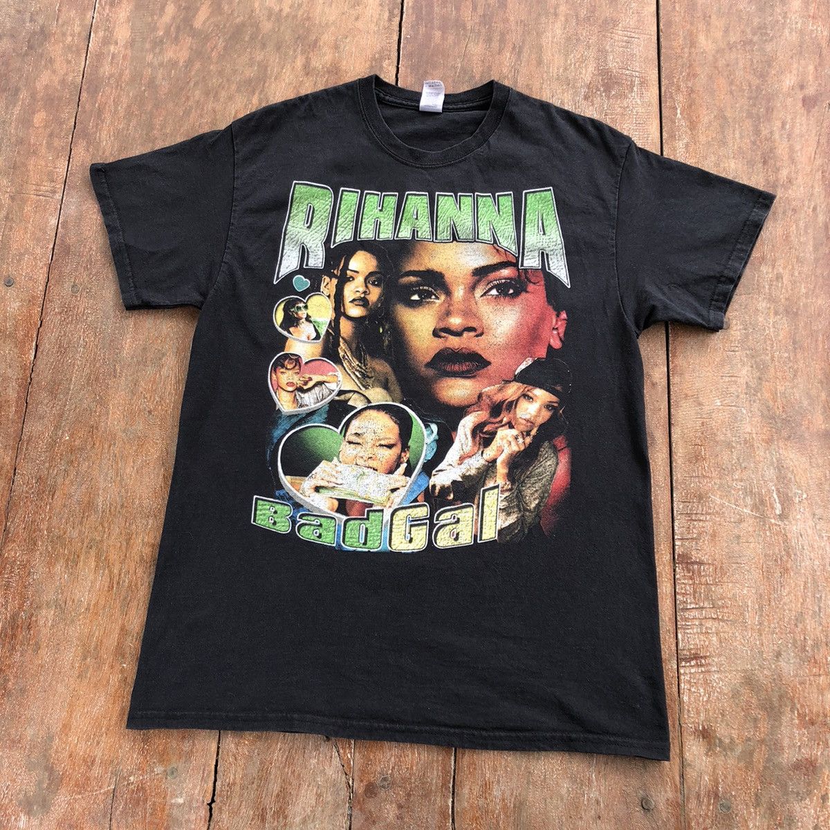 Band Tees Rihanna Badgal Tour T Shirt Size US M / EU 48-50 / 2 - 2 Thumbnail