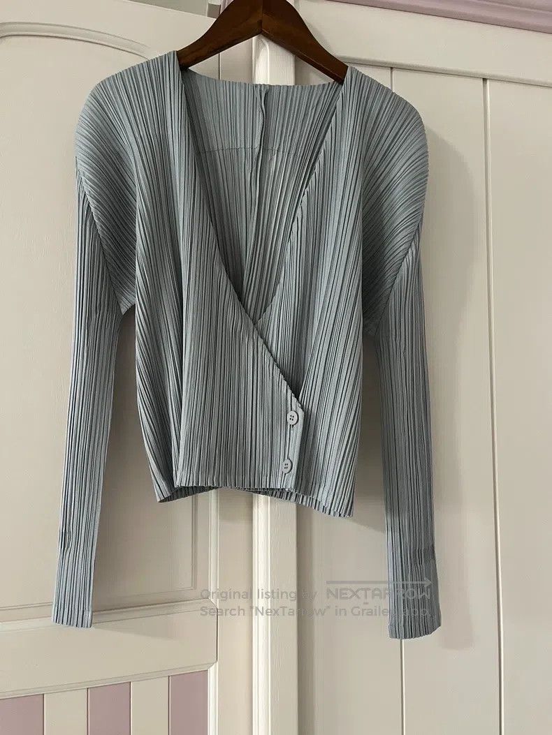 Issey Miyake Issey Miyake Gray Coat Size L / US 10 / IT 46 - 1 Thumbnail