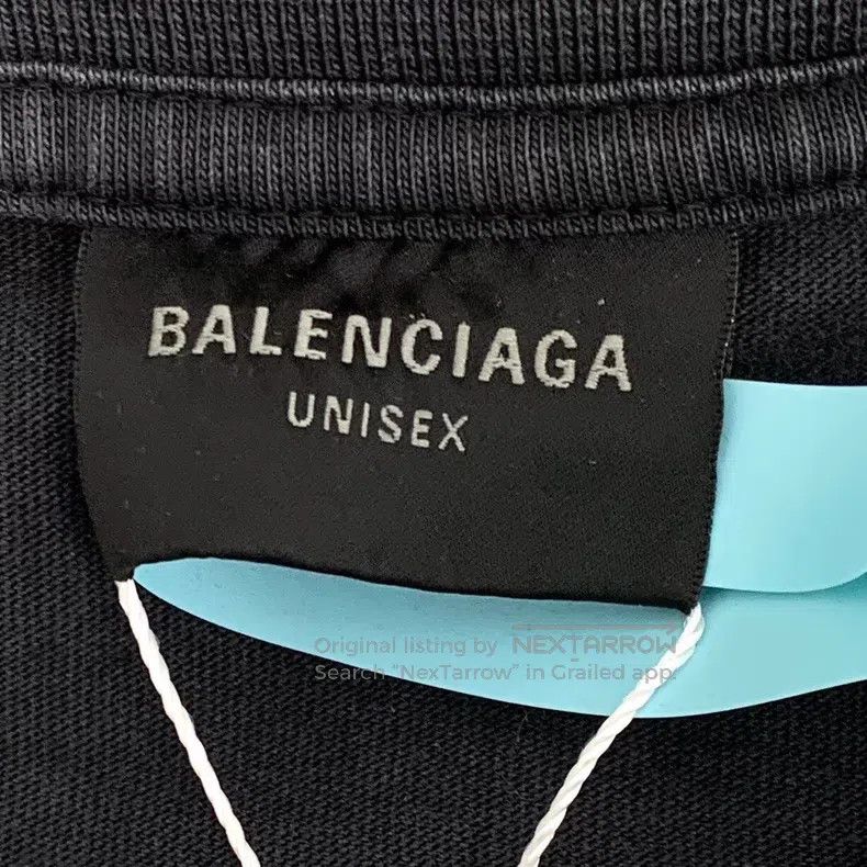 Balenciaga Balenciaga Black distressed hole ring扣design cotton crew n Size US L / EU 52-54 / 3 - 6 Thumbnail