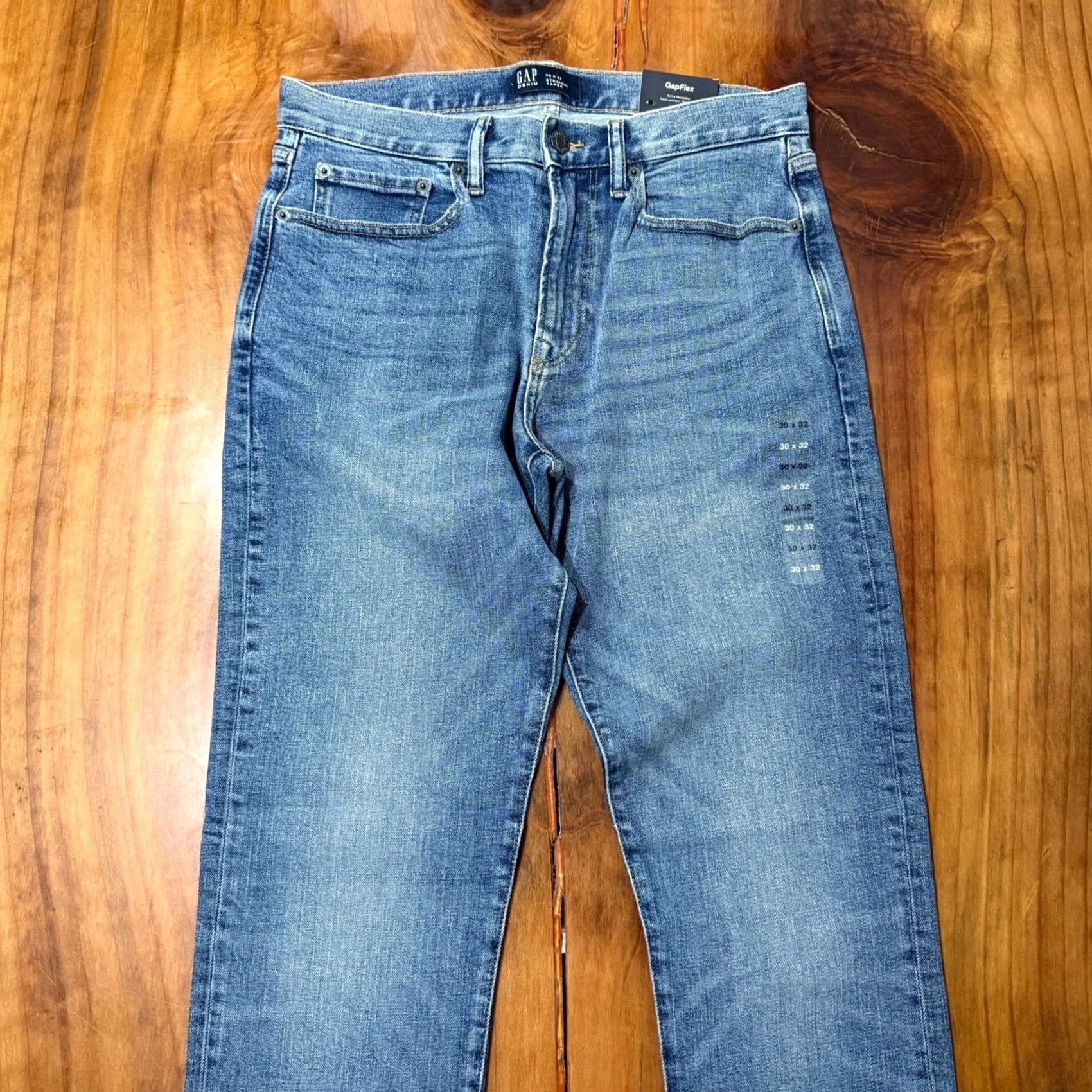 Gap Gap Jeans 30 x 32 Denim Straight Straight Leg Medium Wash Blue Mens Jeans 5-Pocket Style Zip Fly Classic Rise High (GAP) Size US 30 / EU 46 - 3 Thumbnail