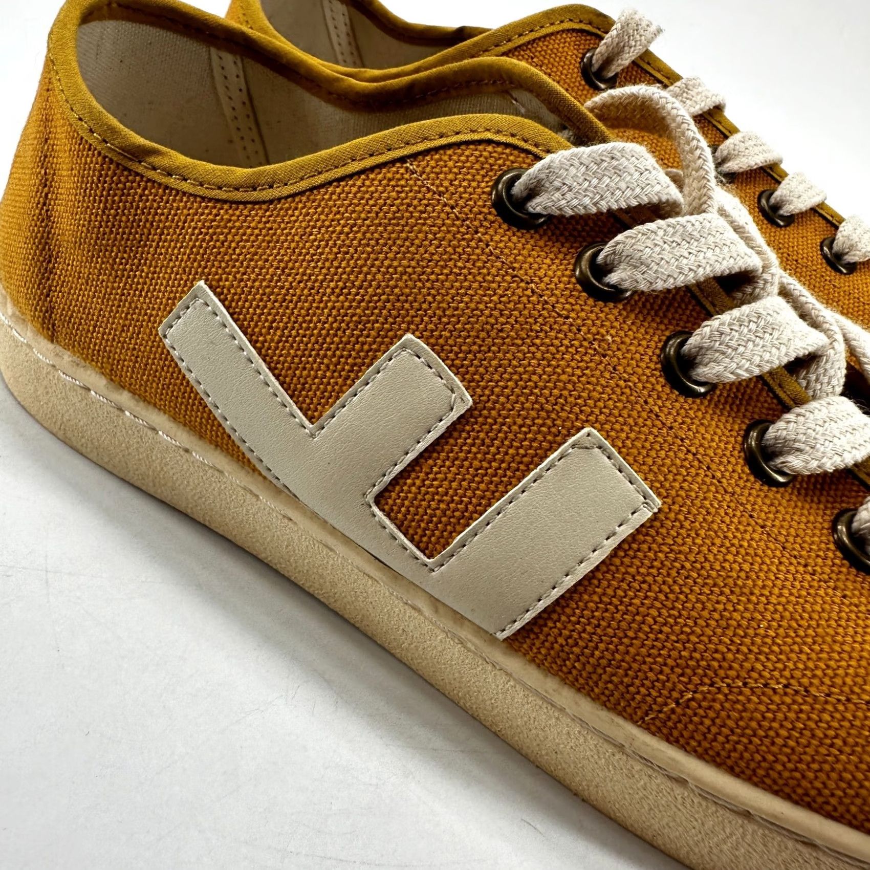 Vintage Flamingos Life Casual Sneaker Shoes Yellow Men's Size 40 Lace Up Low Top Shoes Casual Mens 40 Yellow Classic Comfort Size US M / EU 48-50 / 2 - 7 Thumbnail