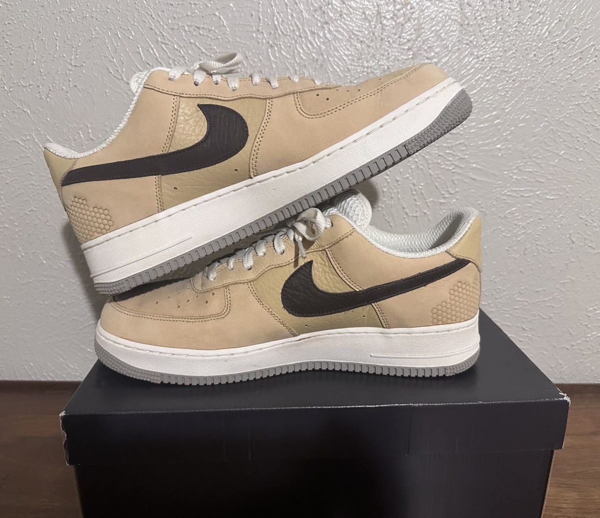 Nike Nike Air Force 1 Low- Manchester Bee Size US 12 / EU 45 - 6 Thumbnail