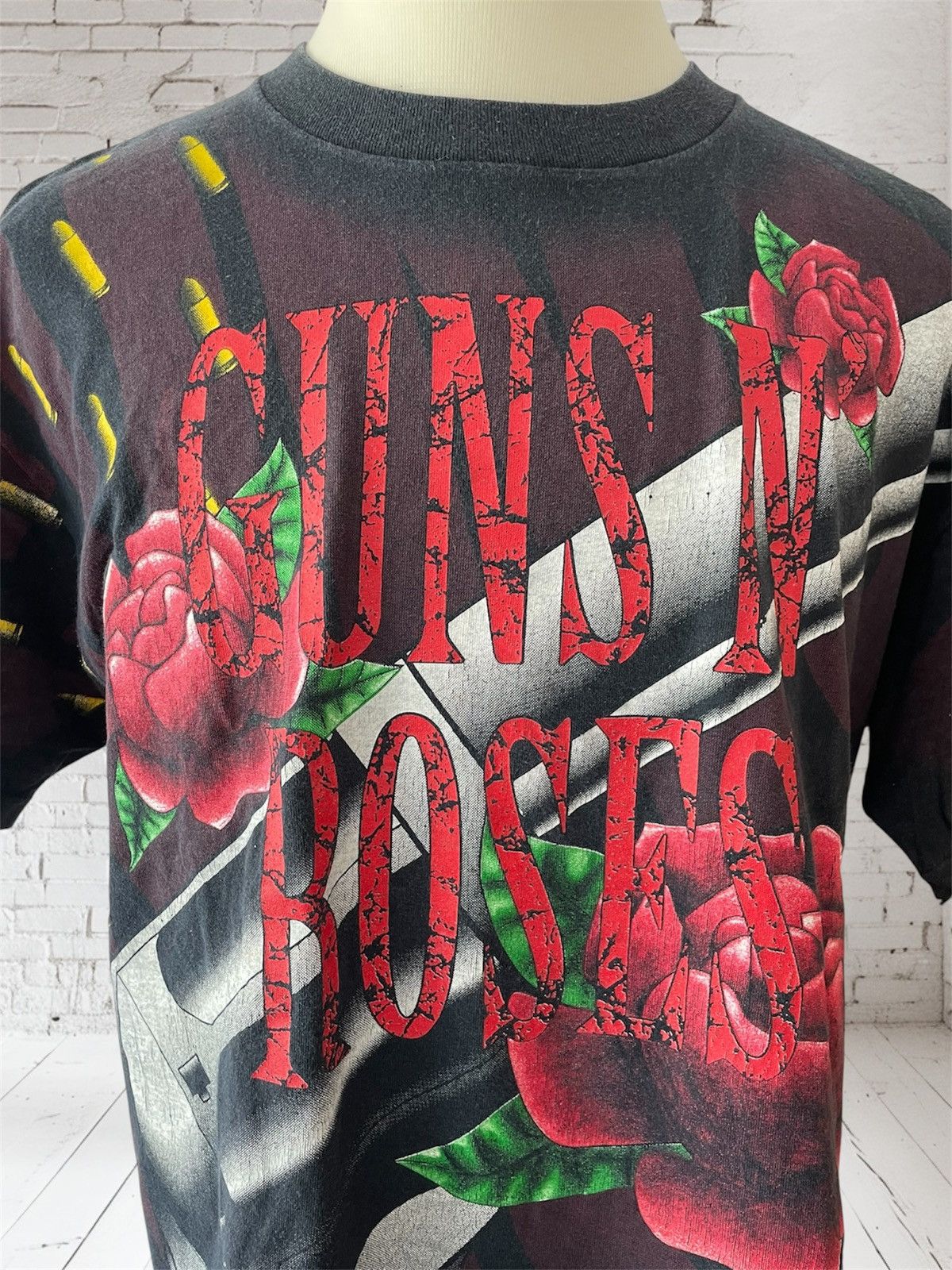 Other VTG Guns N’ Roses T-Shirt, AOP, Use Your Illusion Era, 1993 Size US XL / EU 56 / 4 - 2 Thumbnail