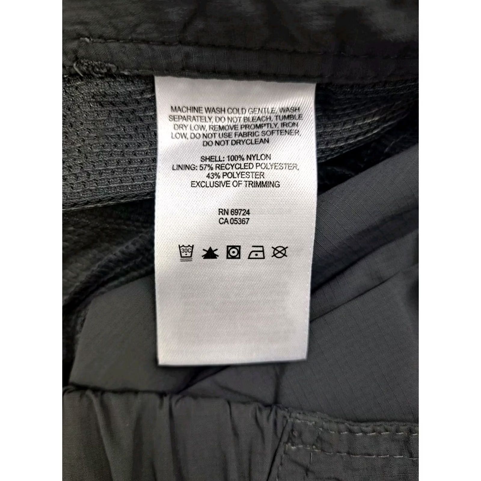 Vintage Columbia Cargo Shorts Mens 40 Gray Casual Outdoors 12in Inseam Button Zipper Pockets UV Quick Dry Size US 40 / EU 56 - 6 Thumbnail