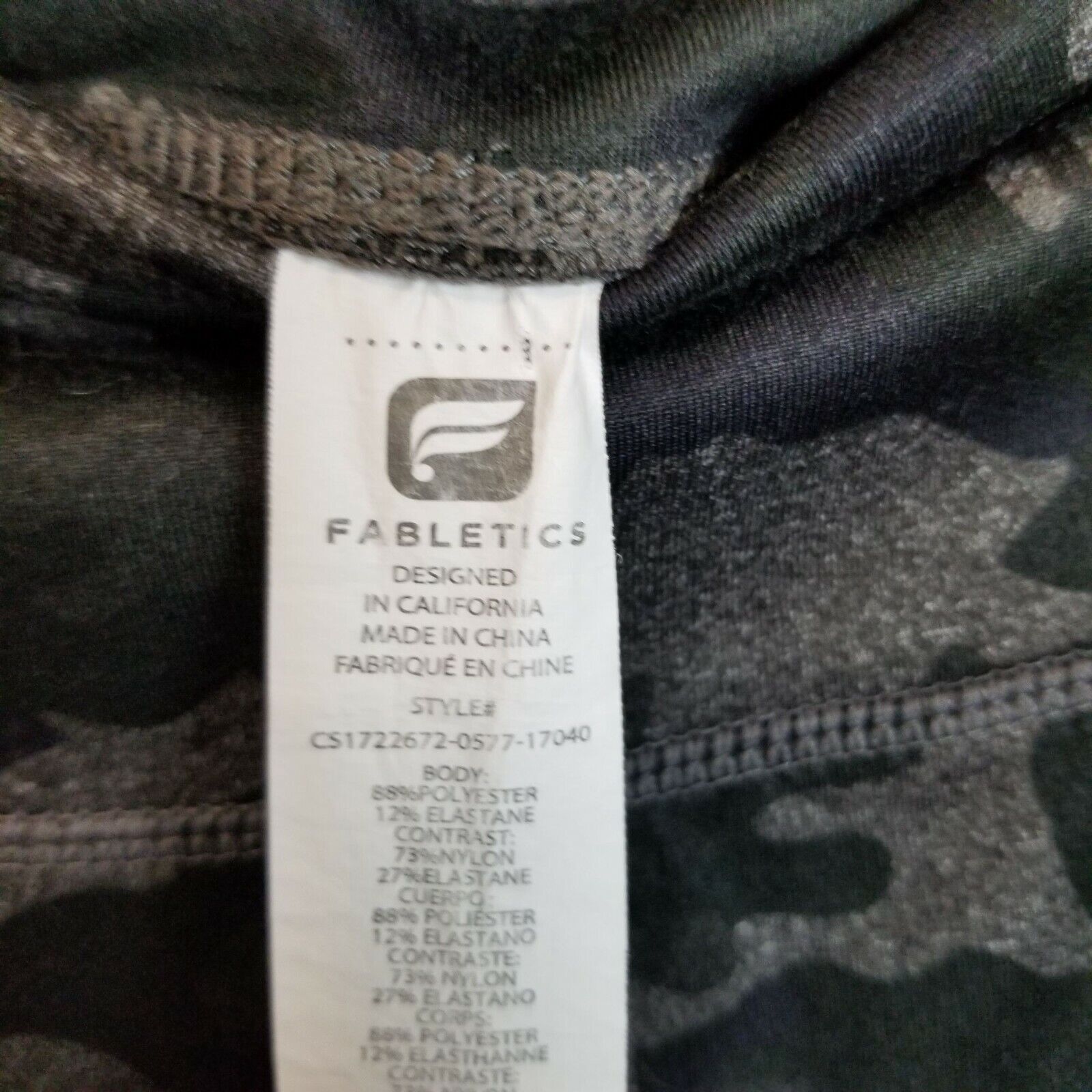 Fabletics Fabletics Womens Camo Crop Leggings Size M Stretch Yoga Size 28" / US 6 / IT 42 - 5 Thumbnail