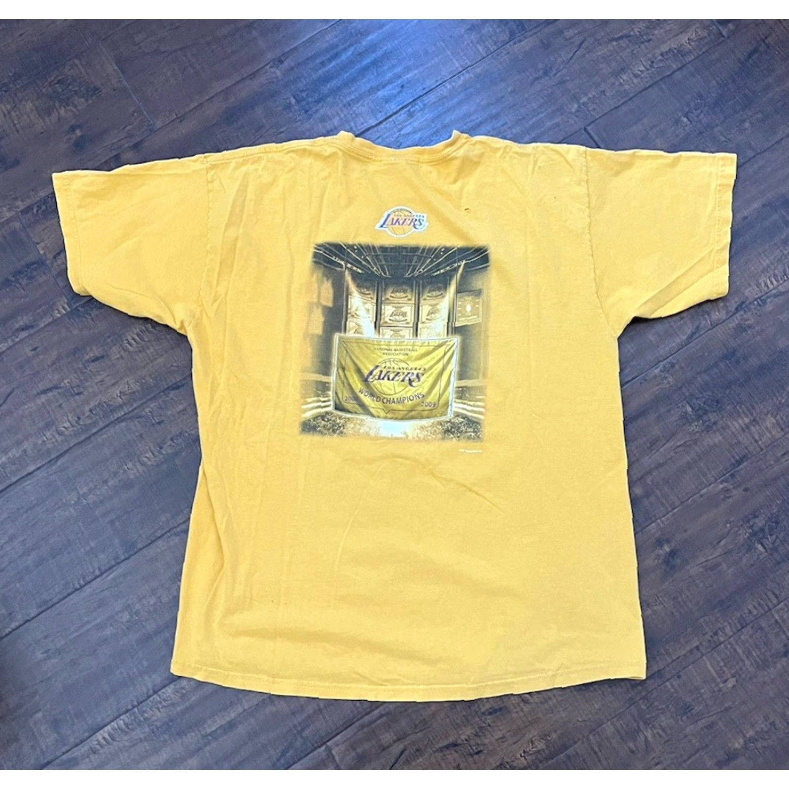 Gildan VINTAGE LA Lakers Champions 2009 2010 Kobe Bryant Rap Tee Shirt Mens XL Yellow NBA Gildan T-Shirt Size US XL / EU 56 / 4 - 3 Thumbnail