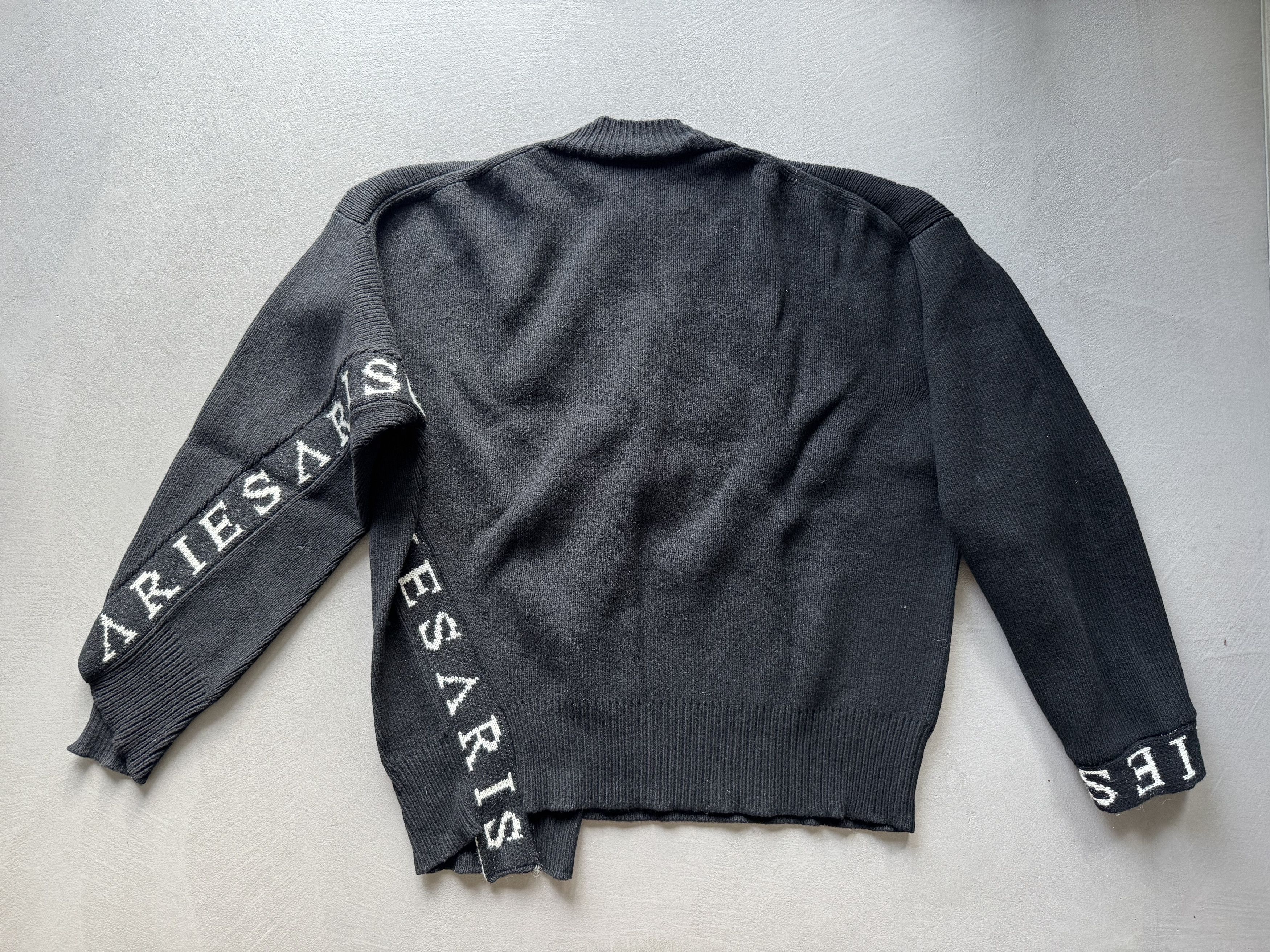 Aries Aries Arise Logo Asymmetric Sweater, Black Size US M / EU 48-50 / 2 - 3 Thumbnail