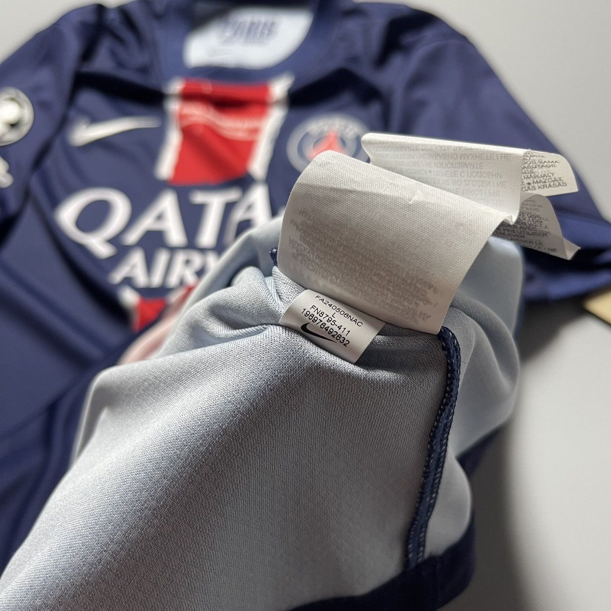 Nike NWT PSG NIKE 2024/2025 FOOTBALL HOME JERSEY #14 DESIRE DOUE Size US L / EU 52-54 / 3 - 12 Thumbnail