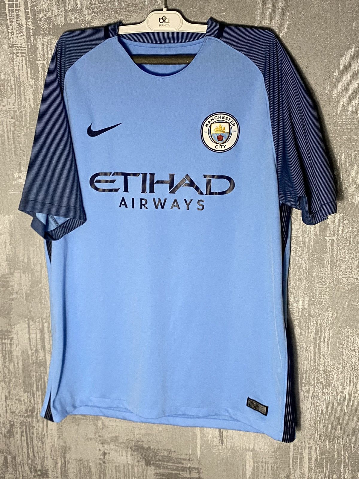 Nike × Vintage 2021 Manchester City Nike Soccer Jersey Etihad Airways Size US XL / EU 56 / 4 - 1 Thumbnail