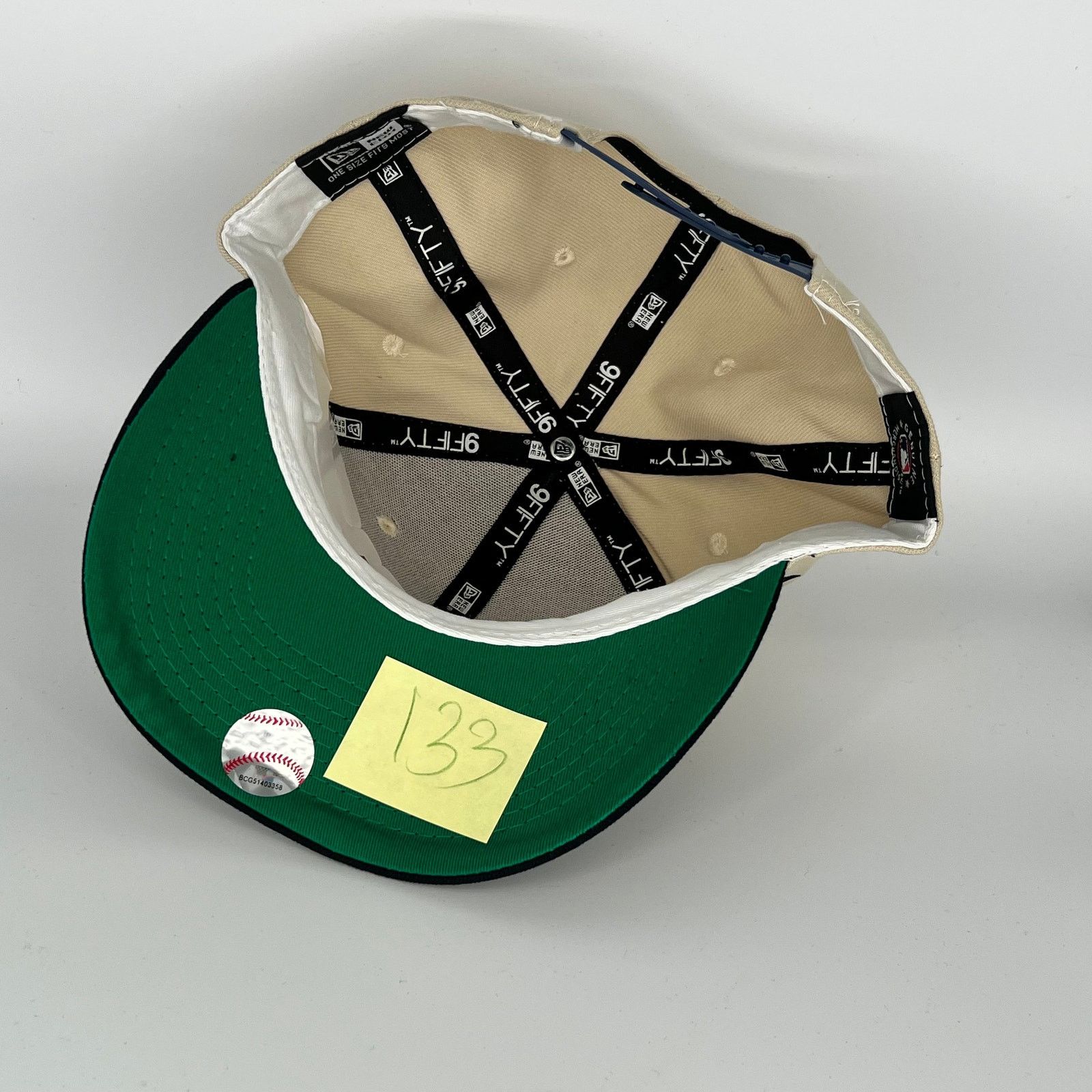New Era Cream Black New York Yankees New Era MLB 9Fifty Snapback Hat Size ONE SIZE - 4 Thumbnail