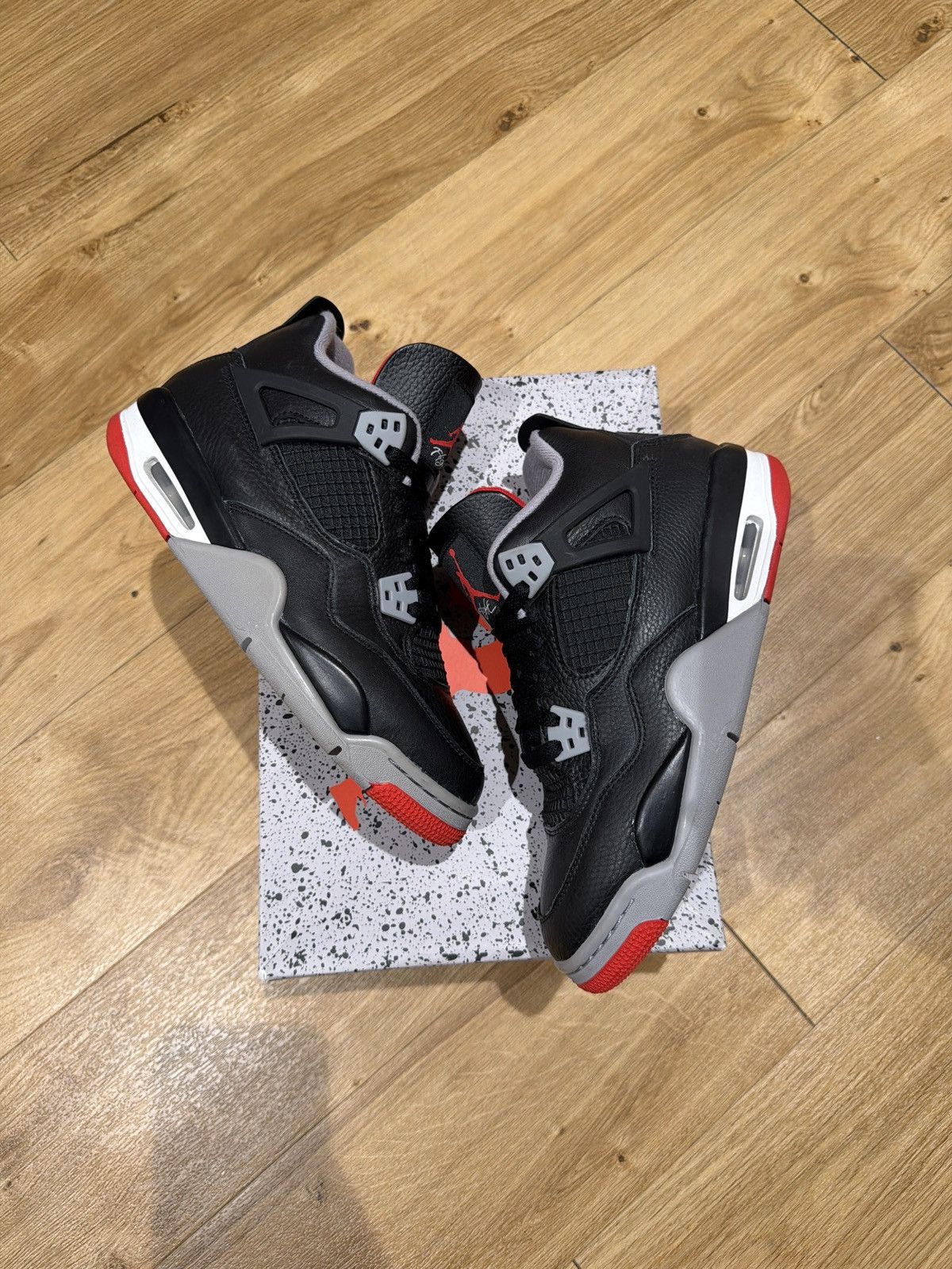 Jordan Brand Air Jordan 4 Retro GS “Bred Reimagined” Size US 7 / EU 40 - 7 Thumbnail