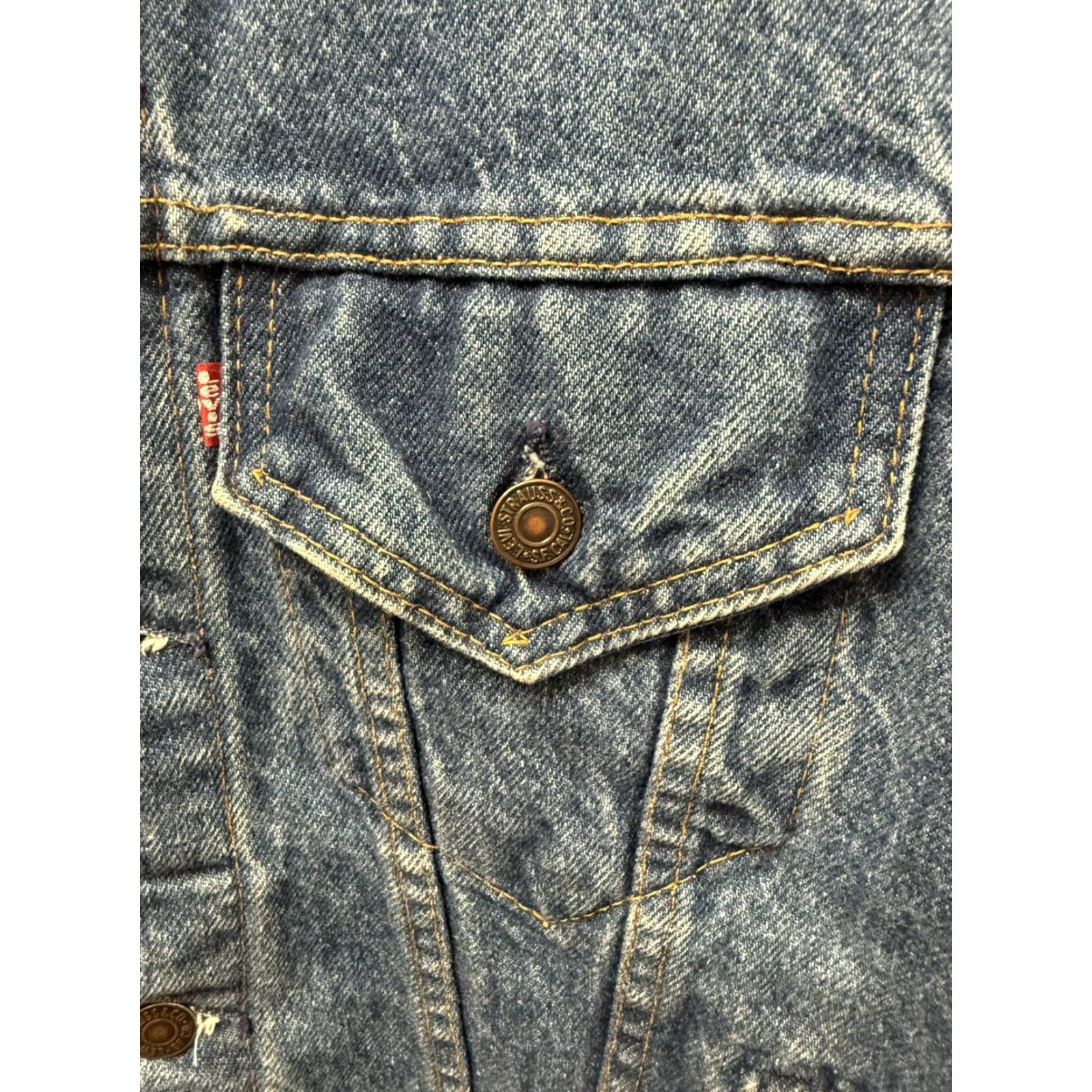 Levi's VINTAGE Levi’s Denim Trucker Jacket Coat 38R USA 80s Blue Cotton Outdoor Outerwear Mens Womens Size US XXS / EU 40 - 6 Thumbnail