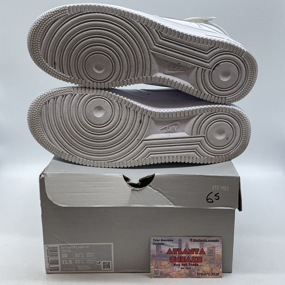 Nike Air Force 1 high triple white Size US 10 / EU 43 - 7 Thumbnail