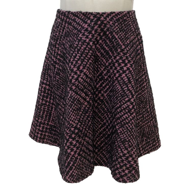 Prada Prada Houndstooth Wool Mini Skirt Size 42 Size 28" / US 6 / IT 42 - 1 Thumbnail