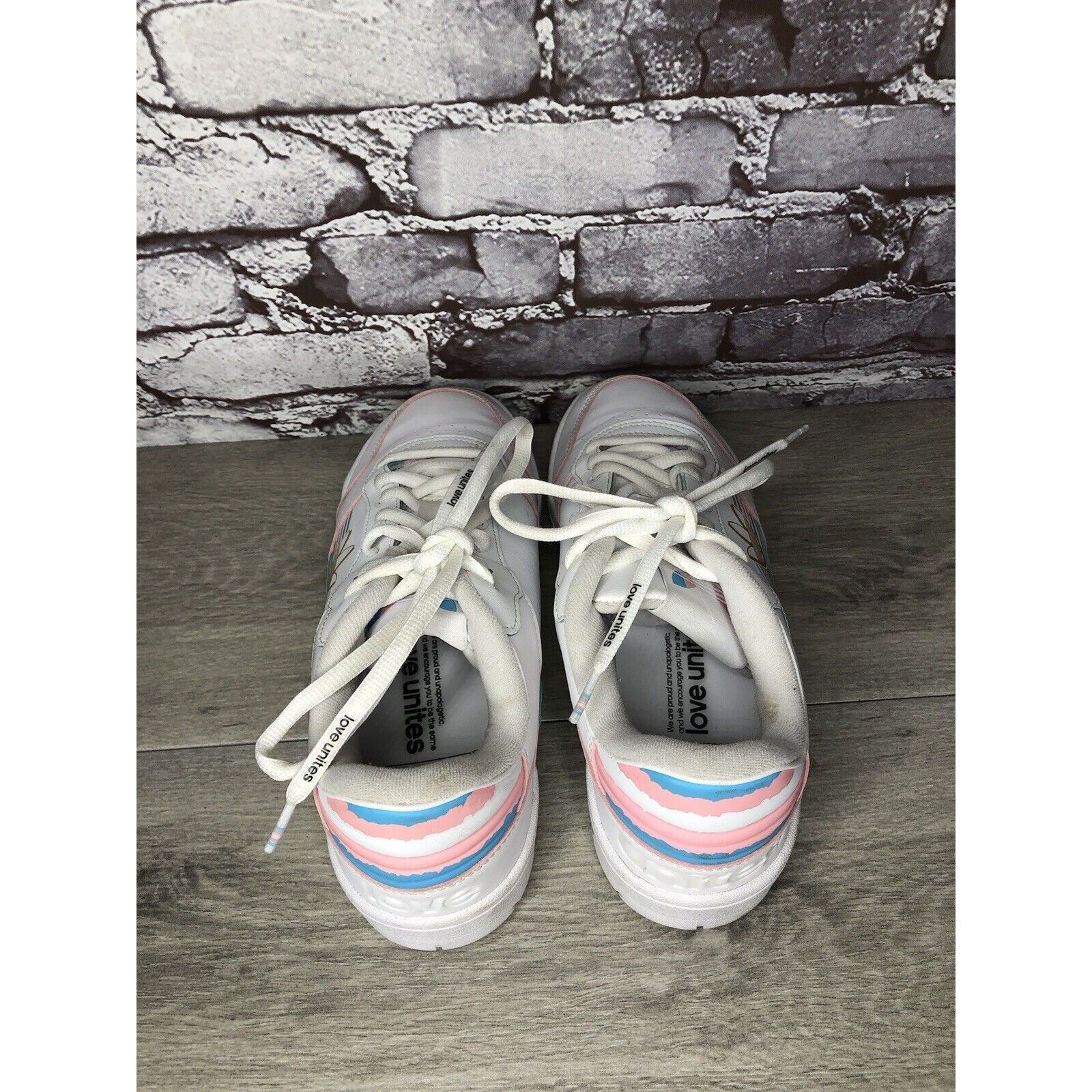 Adidas Adidas Love Unites White Leather Blue Pink Stripe Sneakers M Size US 10 / EU 43 - 4 Thumbnail