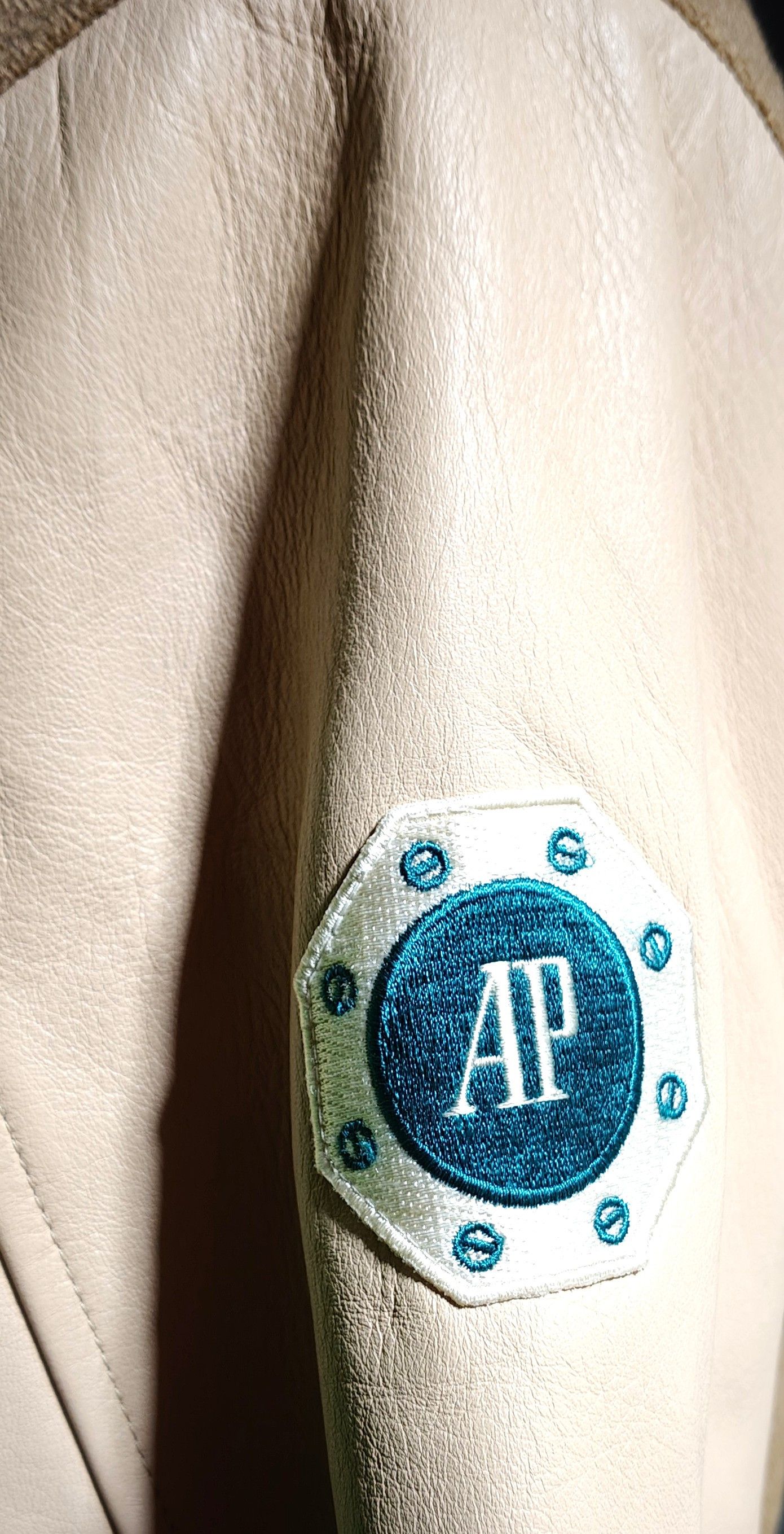 Audemars Piguet Varsity Audemars Piguet "150th Anniversary" Size US XL / EU 56 / 4 - 4 Thumbnail