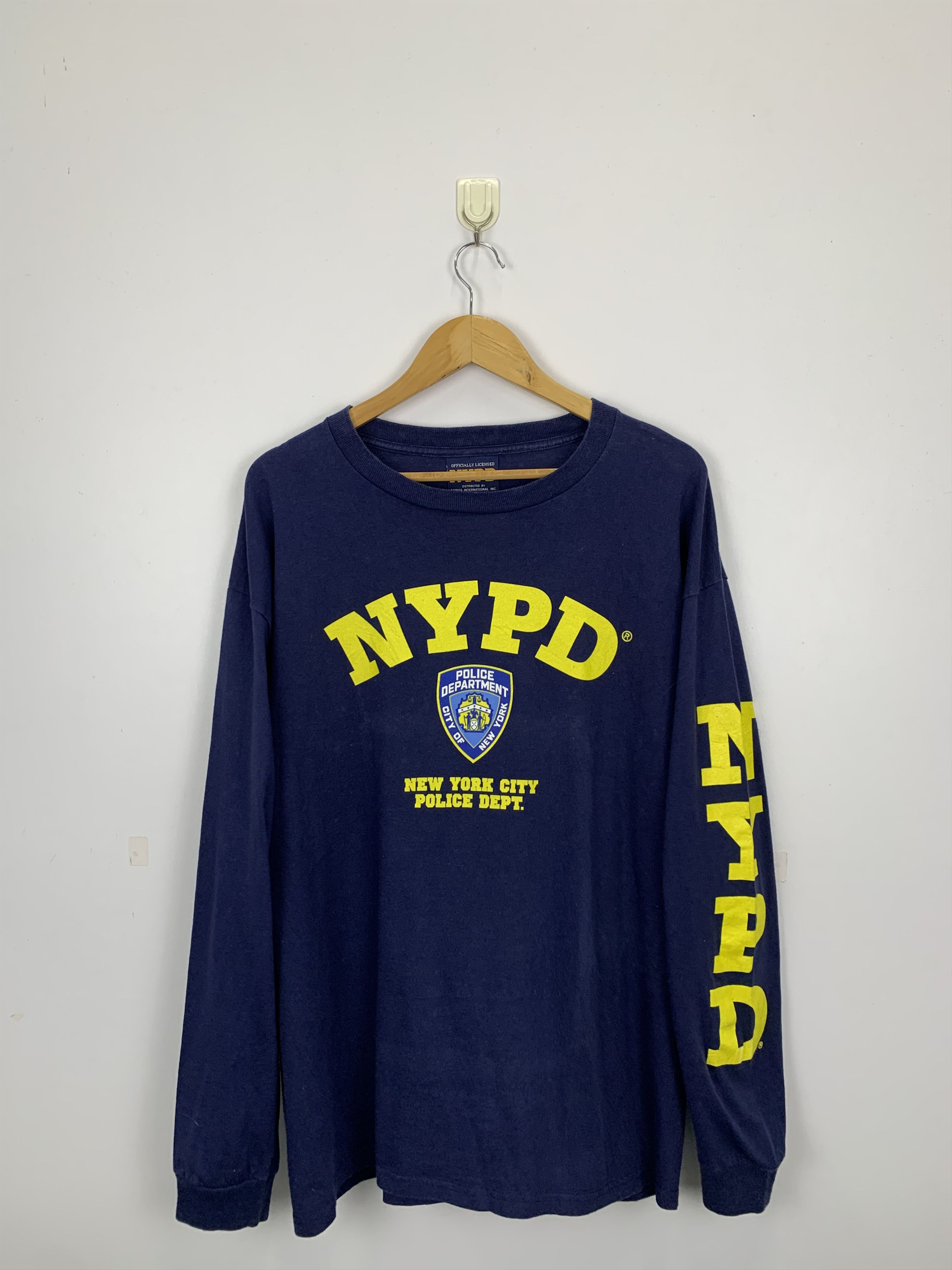 Vintage Vintage Official NYPD Longsleeve T Shirt TA0136 Size US XL / EU 56 / 4 - 1 Thumbnail