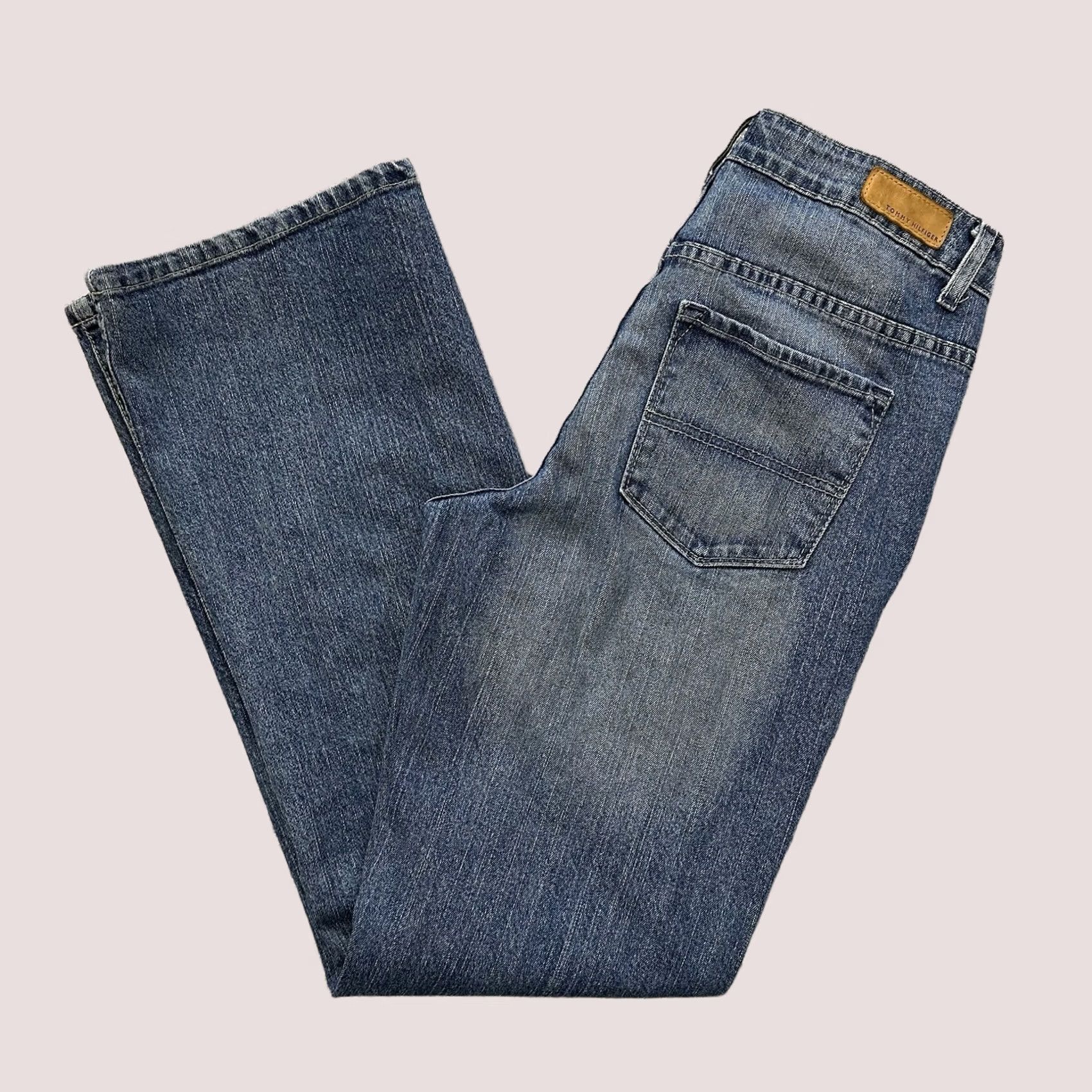 Tommy Hilfiger Tommy Hilfiger Jeans Womens 29 29x31 Medium Wash Denim Straight Rise 5-Pocket Regular Color: Blue Womens Jeans Size 24" / US 00 / IT 34 - 1 Thumbnail