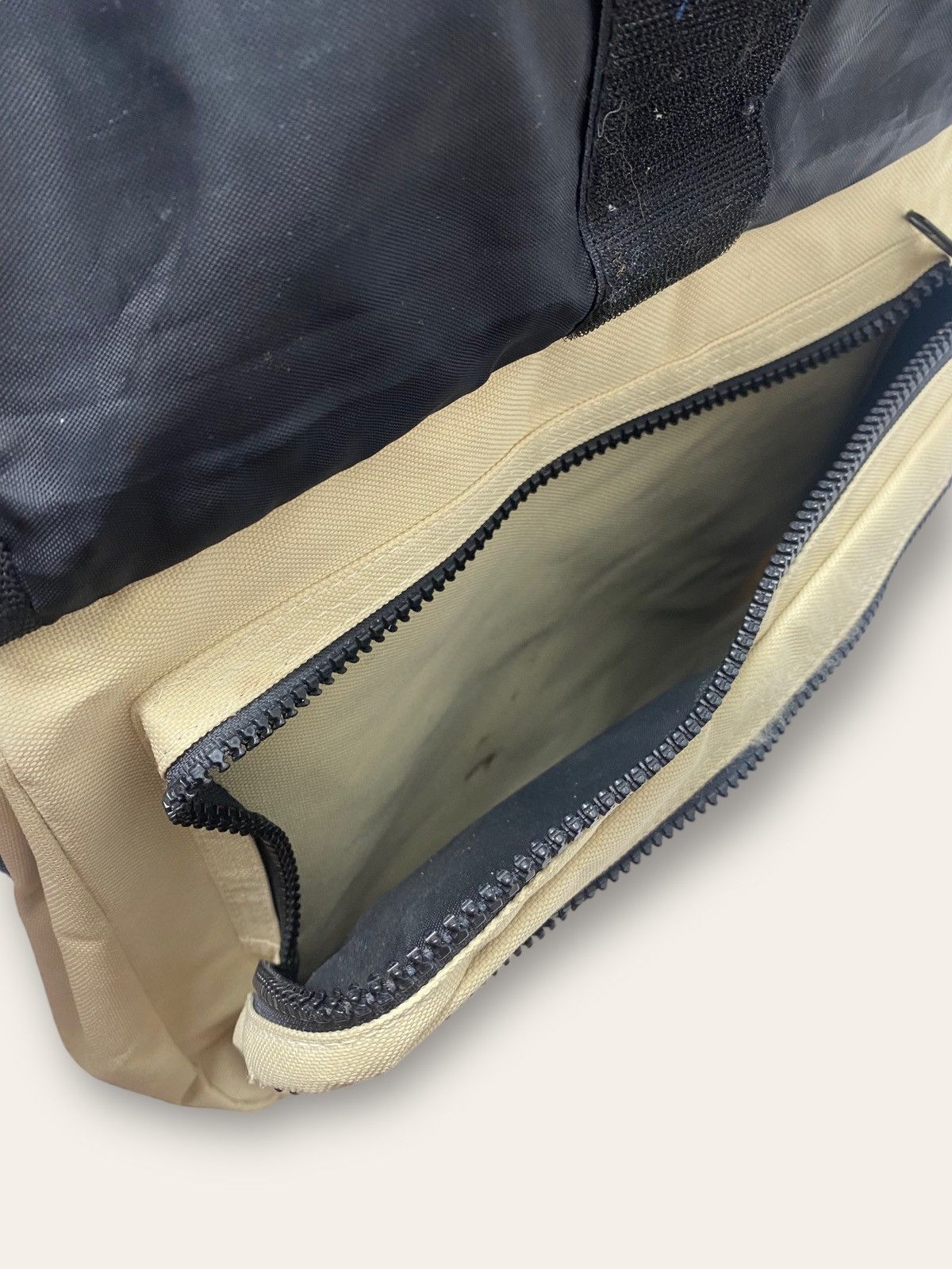 90s Vintage CHESTERFIELD Cigarettes Beige Sling Bag Y2K