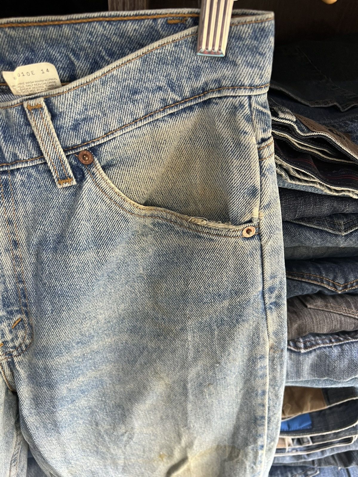 Levi's Vintage Clothing 🔥Vintage Levis 550 Distressed Denim Size US 30 / EU 46 - 7 Thumbnail