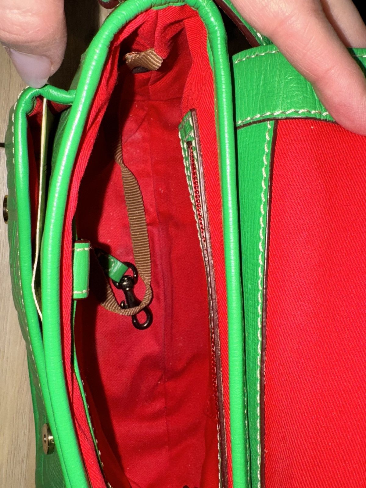 Dooney & Bourke Dooney & Bourke Embossed Logo Leather Crossbody – Green Size ONE SIZE - 8 Thumbnail