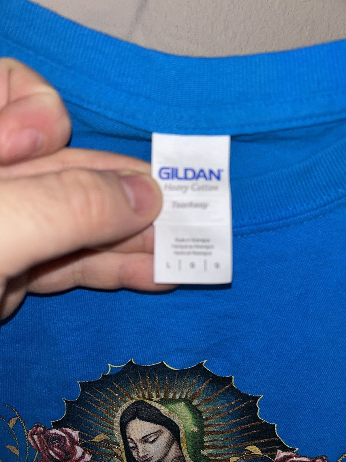 Gildan VIRGEN DE GUADALUPE double side shirt (The Virgin Mary) Size US L / EU 52-54 / 3 - 5 Thumbnail