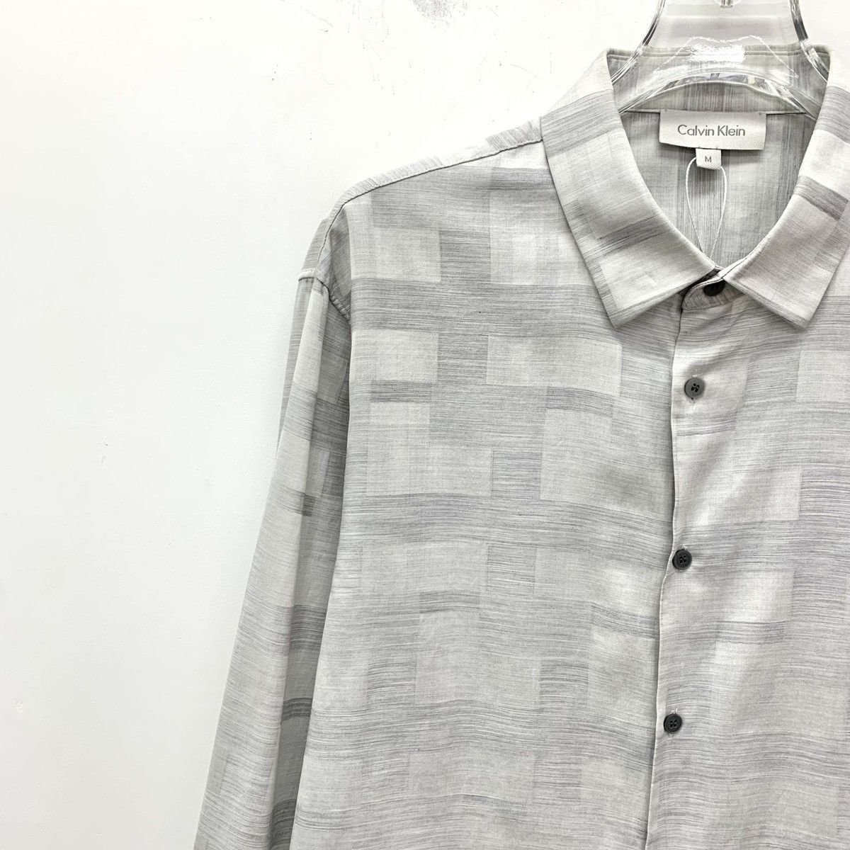 Calvin Klein Calvin Klein Grey Plaid Collared Long Sleeve Shirt K26WX Size US M / EU 48-50 / 2 - 3 Thumbnail