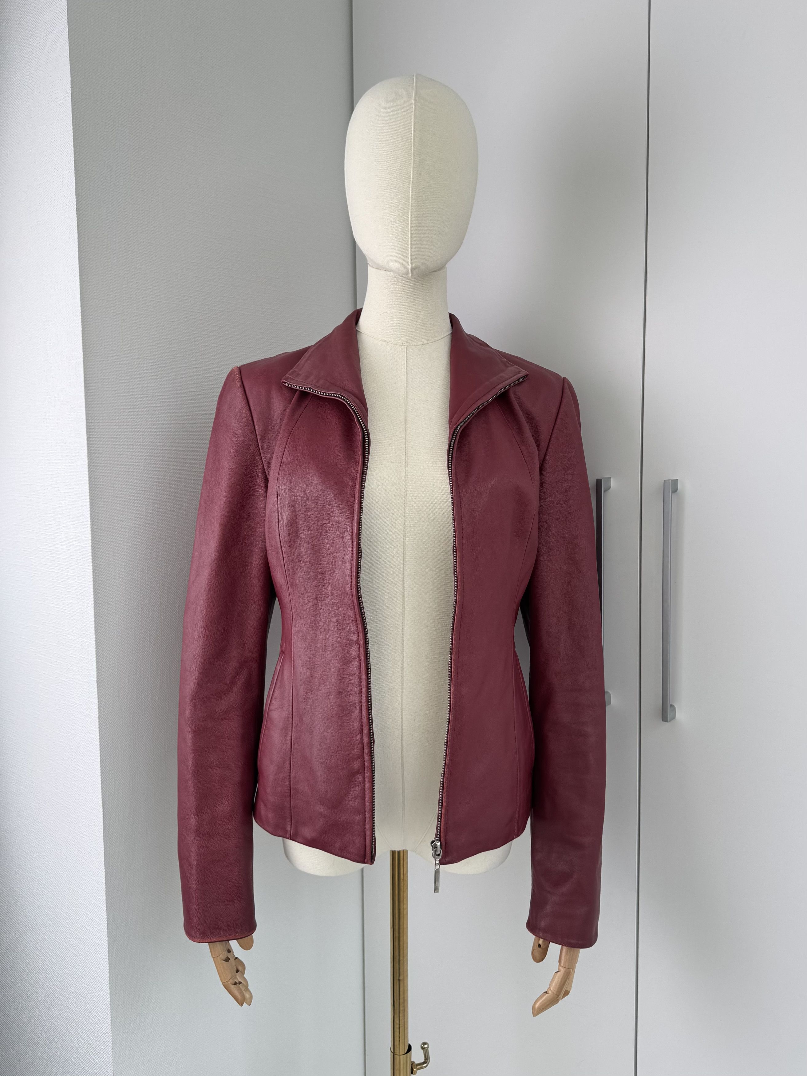 Vintage Y2K Red Leather Jacket Womens Slim Fit Zip Up Biker Style Size S / US 4 / IT 40 - 3 Thumbnail