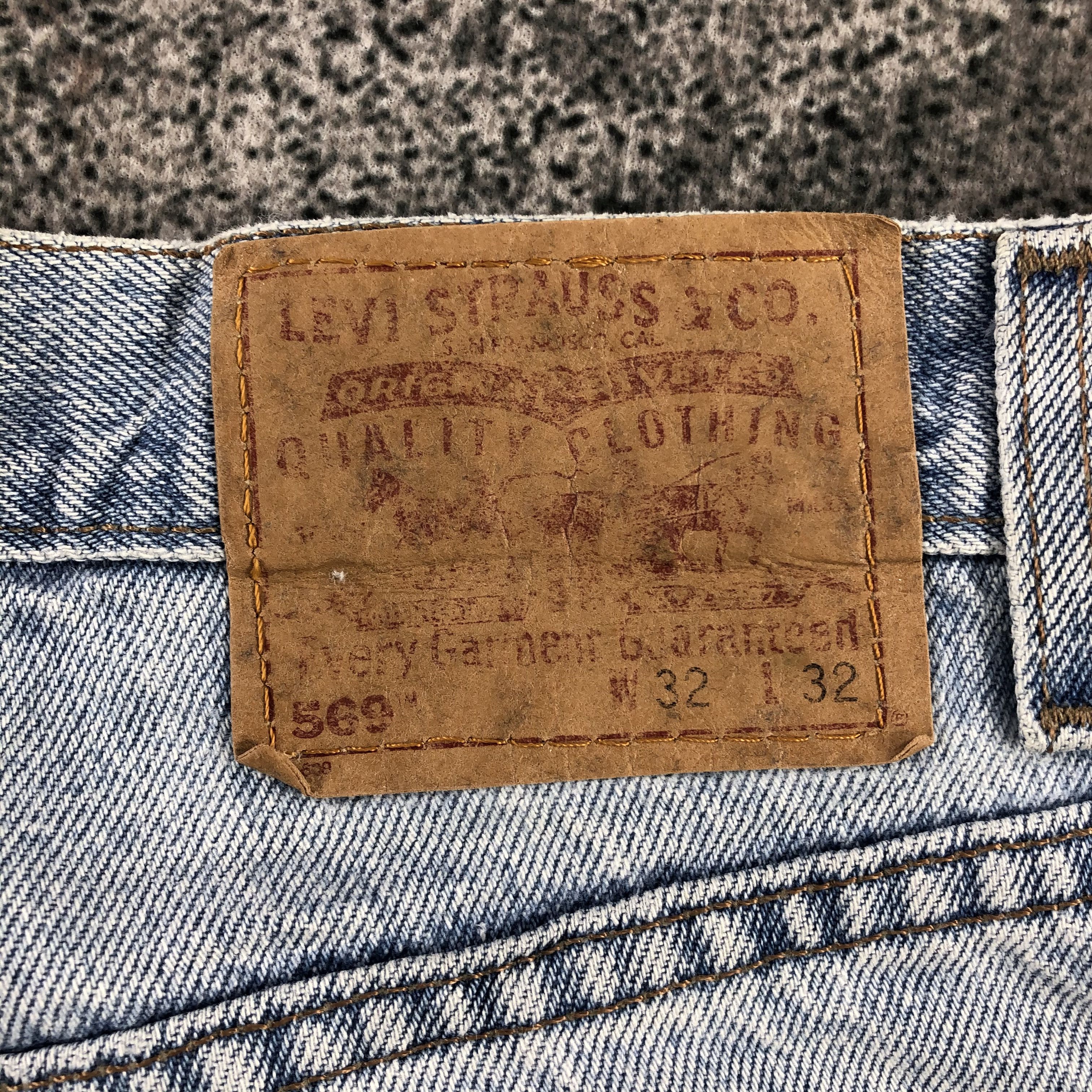 Levi's Vintage Levis 569 Jeans Distress Light wash Denim KJ907 Size US 32 / EU 48 - 5 Thumbnail