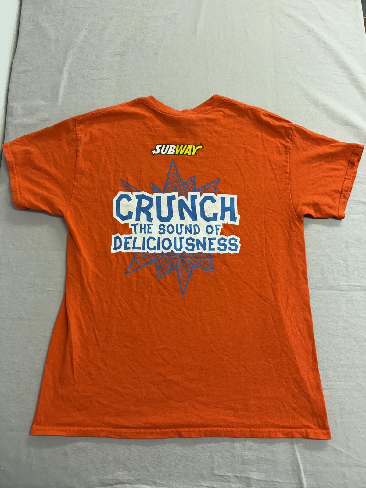 Gildan T-shirt Subways Fritos Chicken Enchilada Melt Crunch Promo L Size US L / EU 52-54 / 3 - 2 Thumbnail