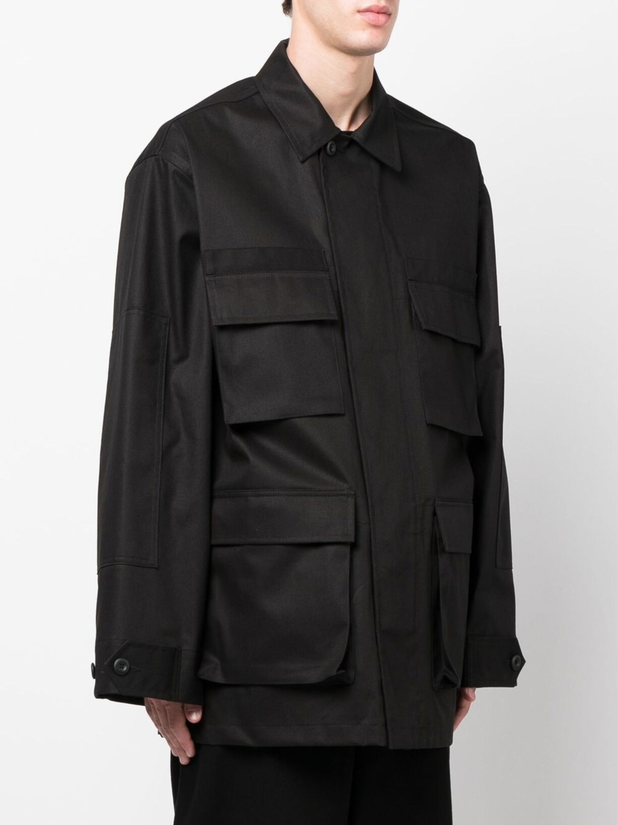 Balenciaga o1w1db10425 Cargo Jacket in Black Size US XL / EU 56 / 4 - 3 Thumbnail