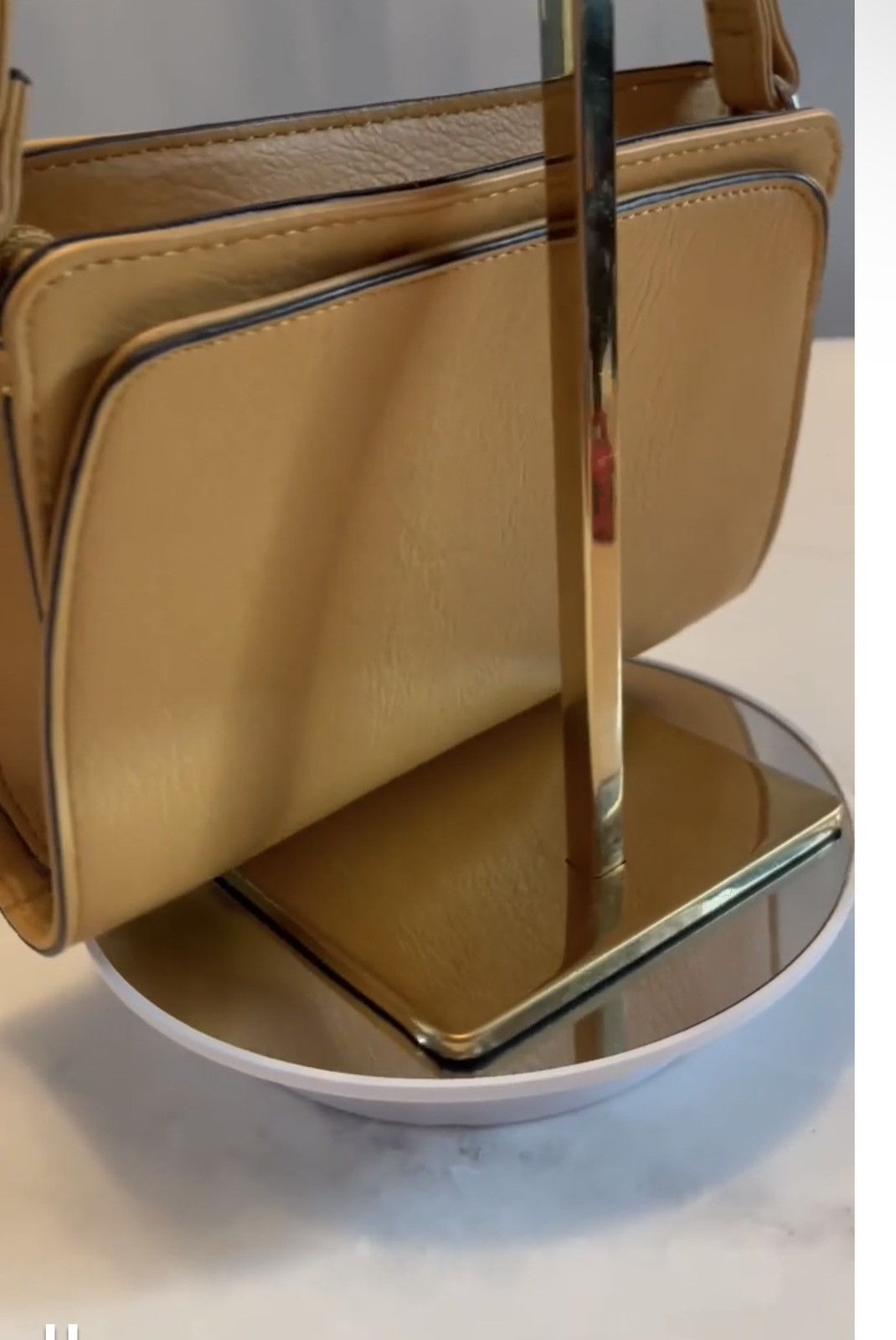 Other Enzo Angiolini Gold Multi-section Crossbody Bag Handbag Size ONE SIZE - 6 Thumbnail