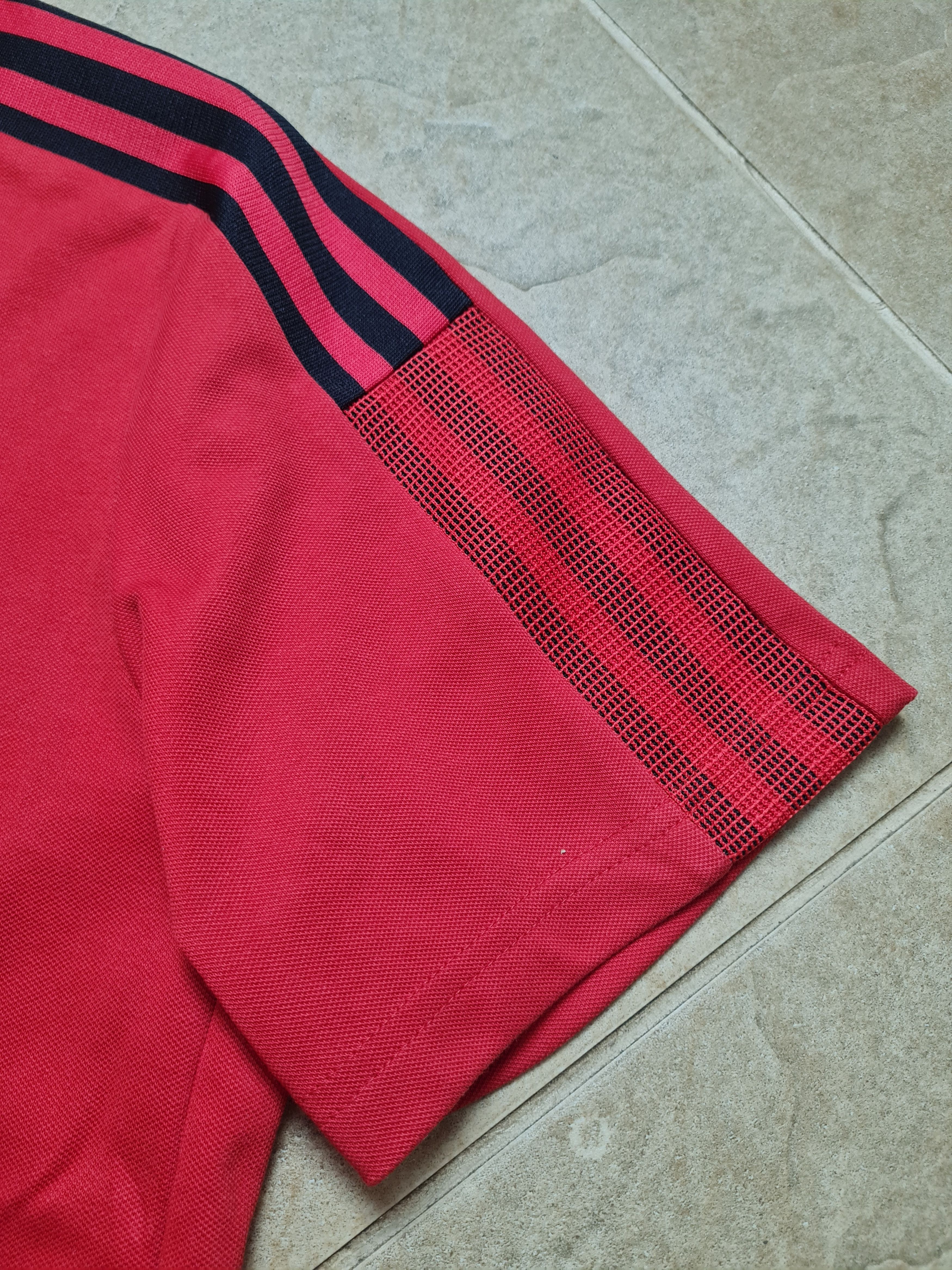 Adidas Polo Adidas Men's Red Manchester United 3-Stripes H63964 Size US M / EU 48-50 / 2 - 9 Thumbnail
