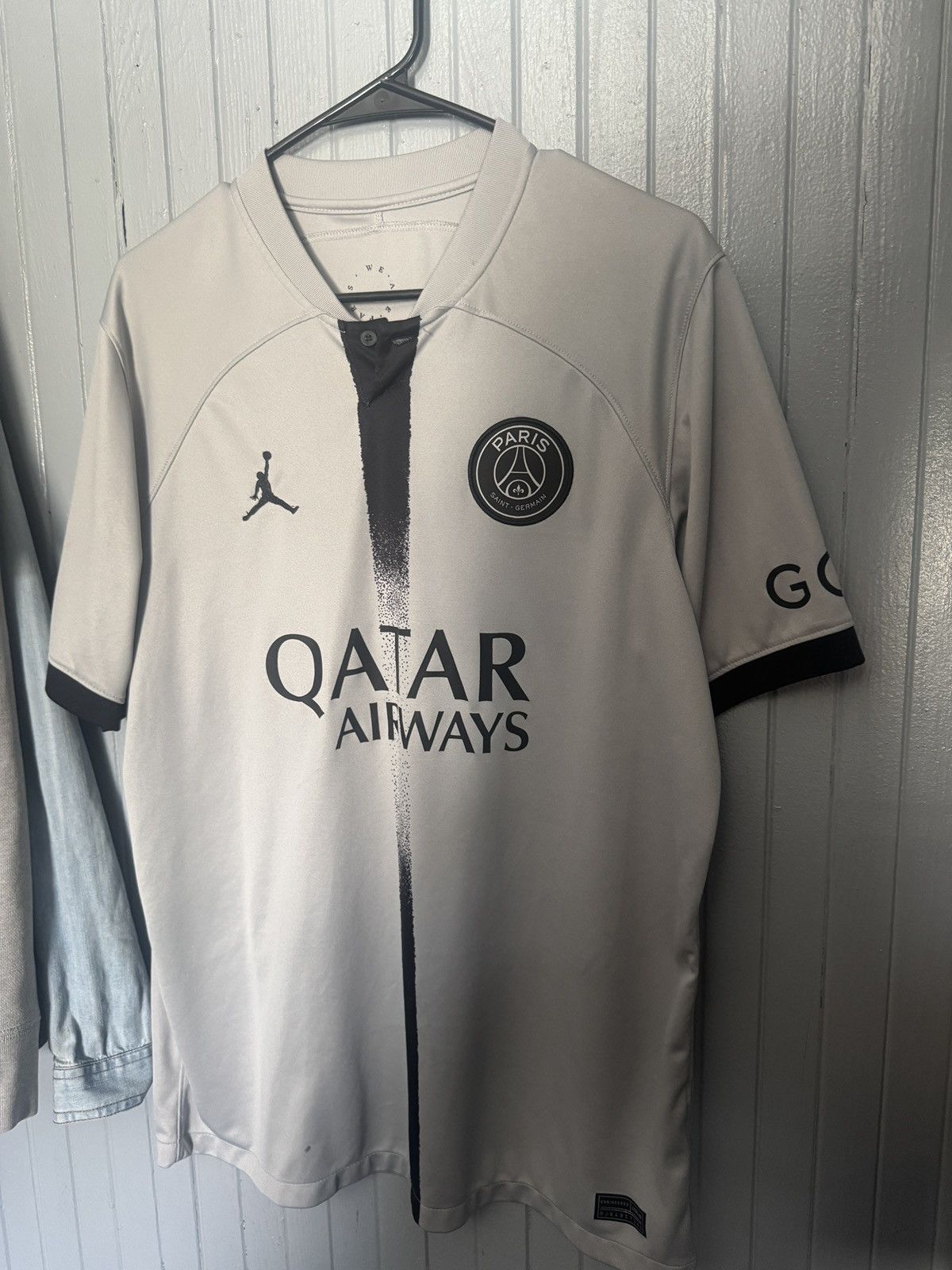 Jordan Brand PSG x Jordan 21/22 Away Jersey Cream Black (Size L) Size US L / EU 52-54 / 3 - 3 Thumbnail