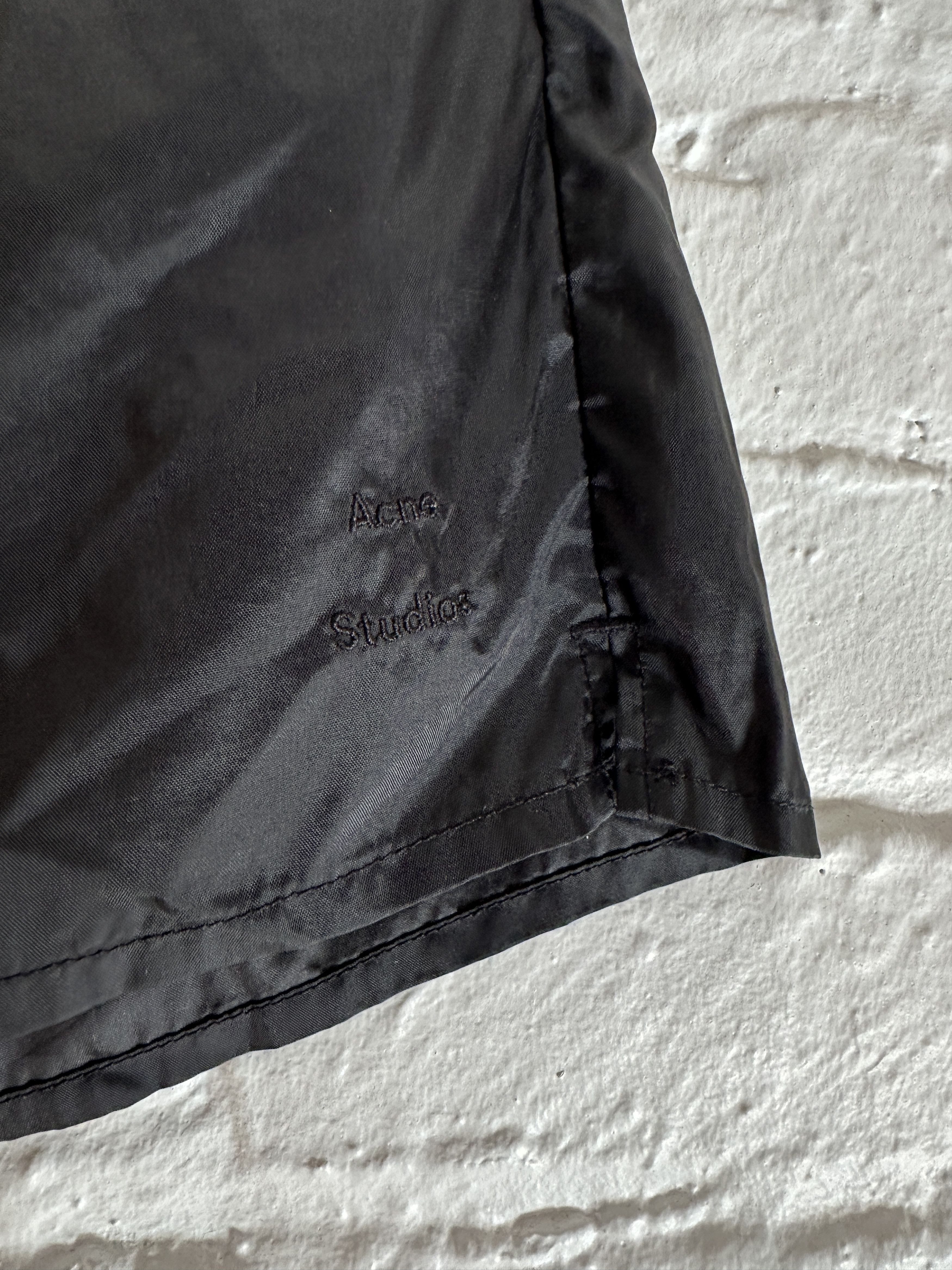 Acne Studios Acne Studios Logo Swim Trunks Size US 32 / EU 48 - 2 Thumbnail