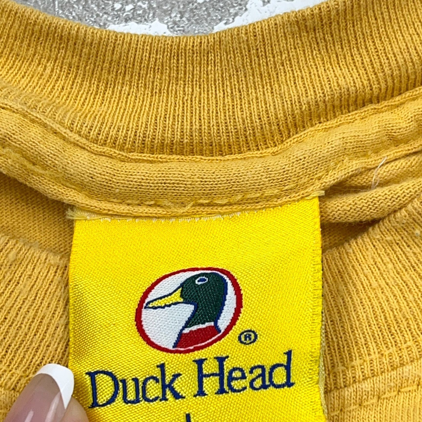 Vintage VINTAGE Duck Head Shirt Men L Yellow Tee Y2K Cyber Preppy Script Spell Out * Size US L / EU 52-54 / 3 - 4 Thumbnail
