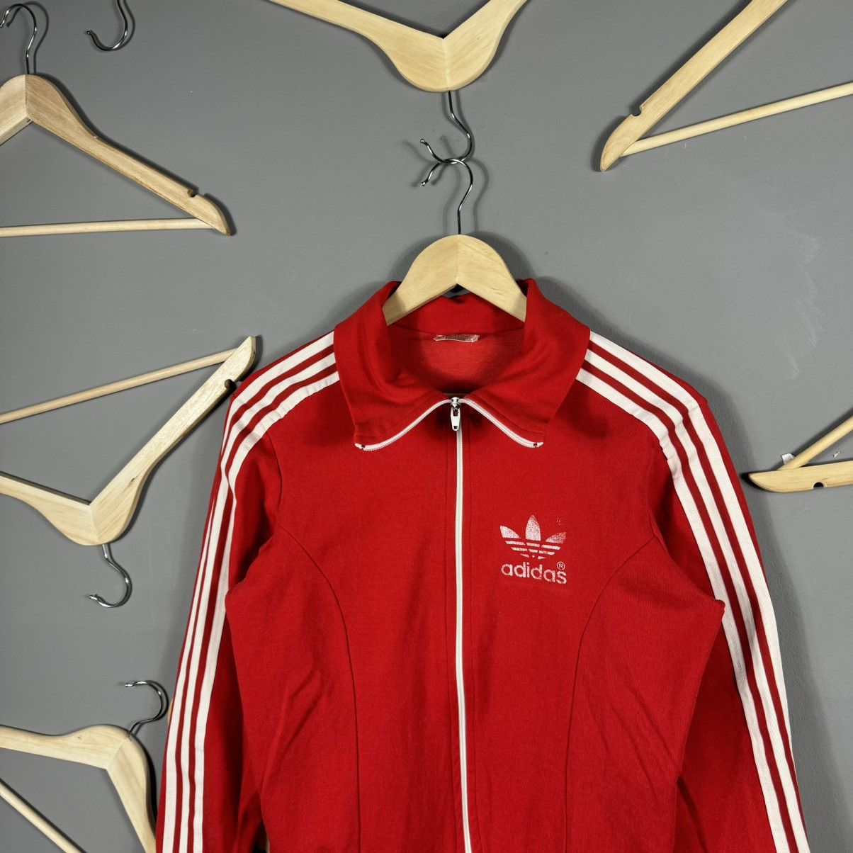 Vintage Vintage Adidas 70-80s Red Tracksuit Size US S / EU 44-46 / 1 - 7 Thumbnail