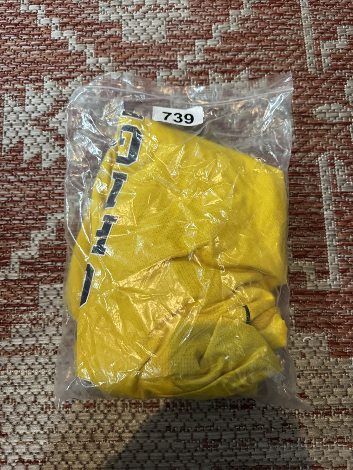 Jordan Brand Jordan University of Michigan Warm Up Basketball LS shirt M Size US M / EU 48-50 / 2 - 4 Thumbnail