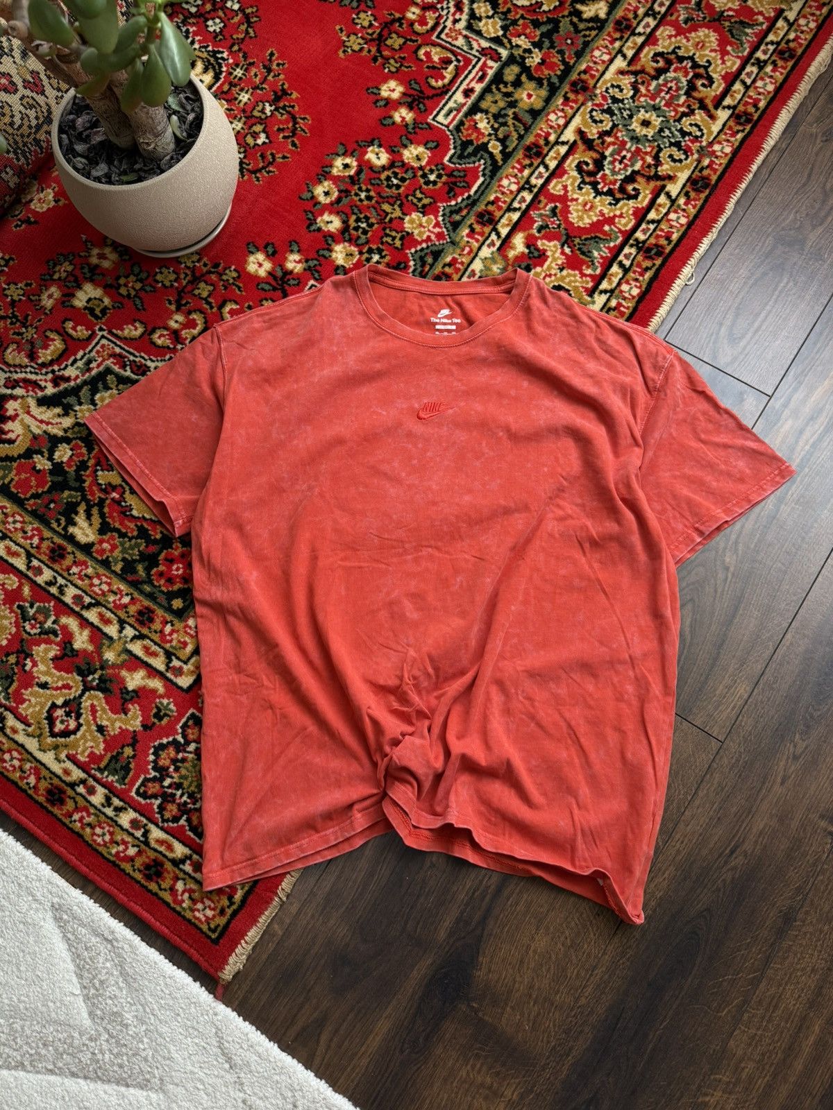 Nike NIKE VINTAGE T-SHIRT CENTER LOGO Size US XXL / EU 58 / 5 - 2 Thumbnail
