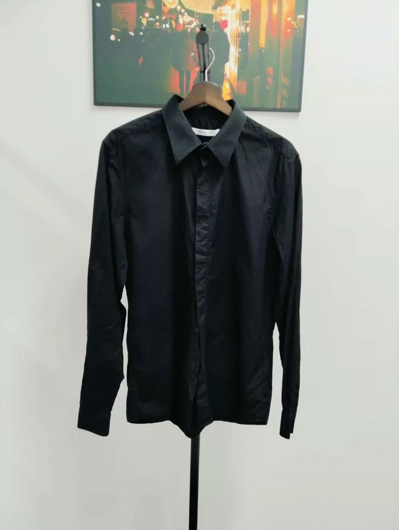 Givenchy Givenchy Size42 Black Shirt Size 42 Size US M / EU 48-50 / 2 - 1 Thumbnail