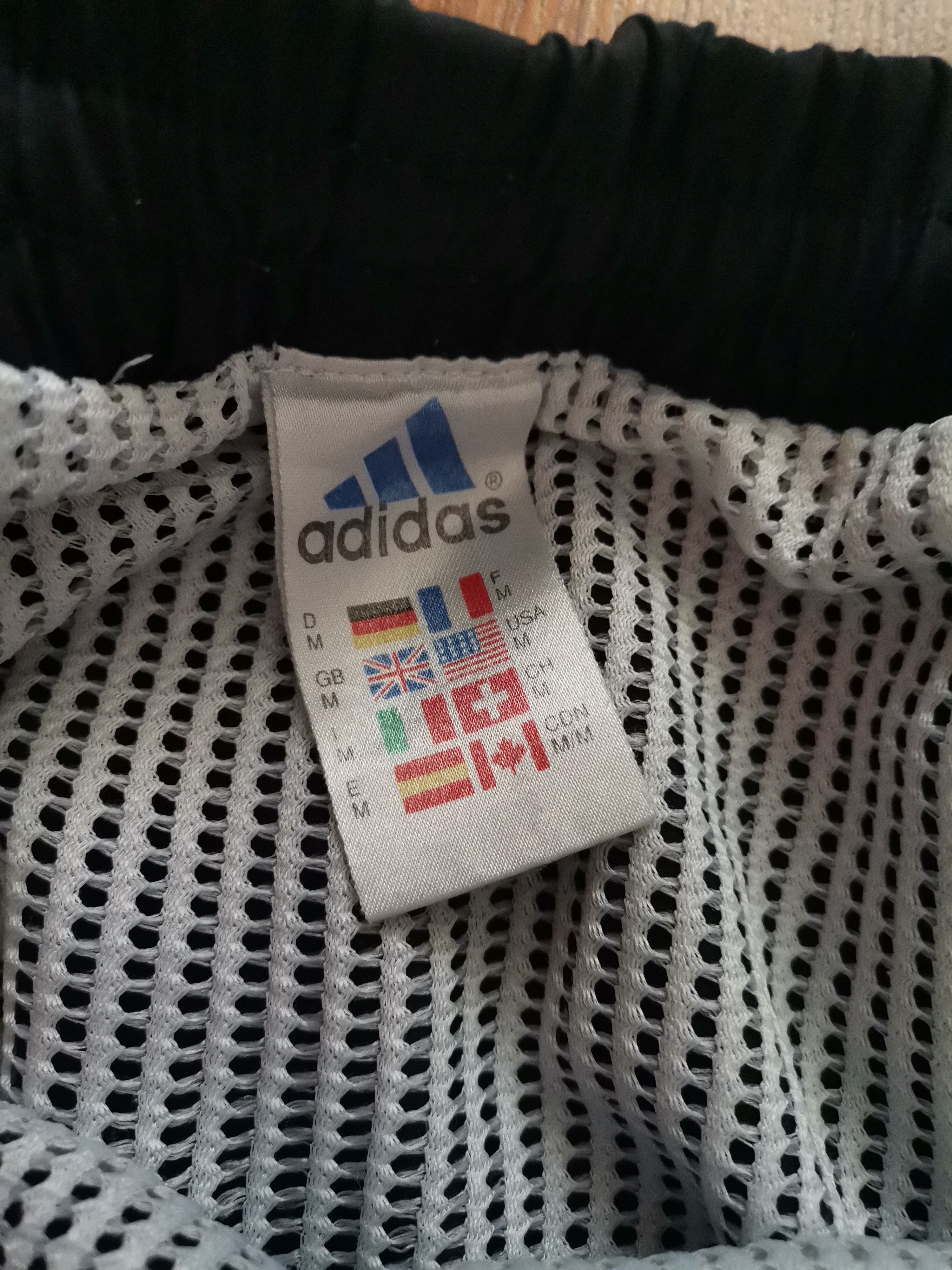 Adidas Vintage Adidas Shorts Size US 30 / EU 46 - 3 Thumbnail