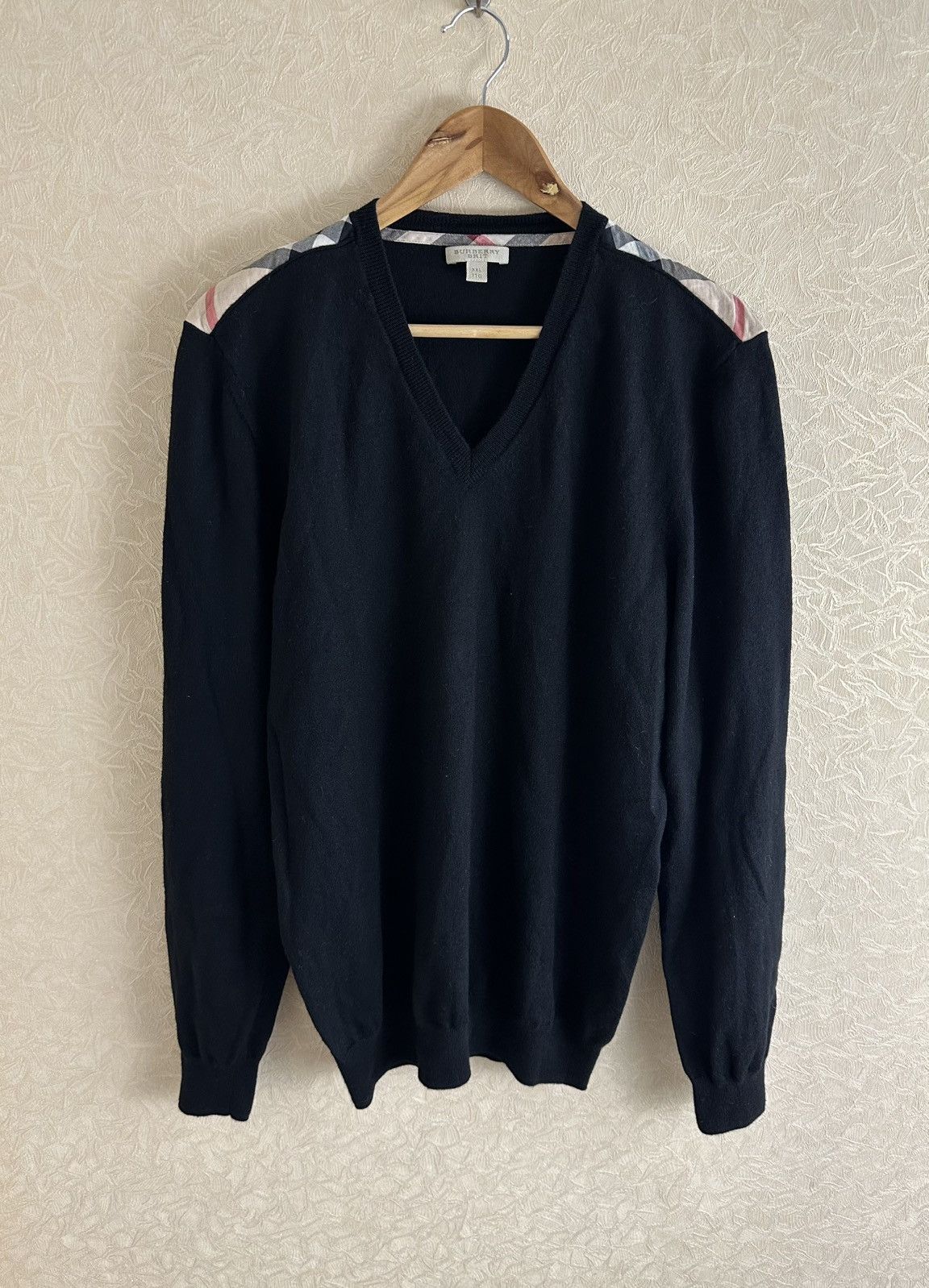 Burberry Burberry pullower size fits XL Size US XL / EU 56 / 4 - 4 Thumbnail