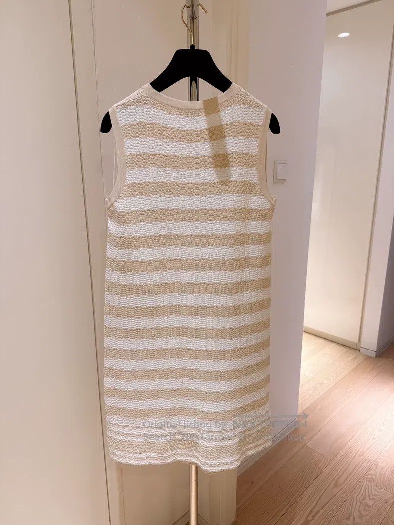 Chanel Chanel 19P Spring and Summer Preview Beige Striped Vest Dr Size XS / US 0-2 / IT 36-38 - 2 Thumbnail