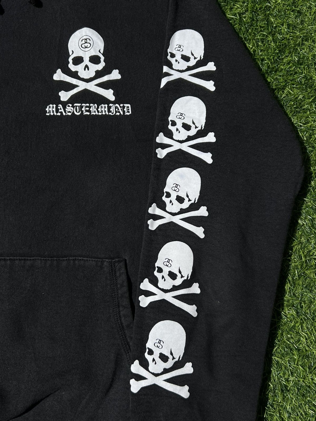 Mastermind Japan × Stussy Mastermind Japan x Stüssy SS-Link Skull Pullover Hoodie Size US M / EU 48-50 / 2 - 2 Thumbnail