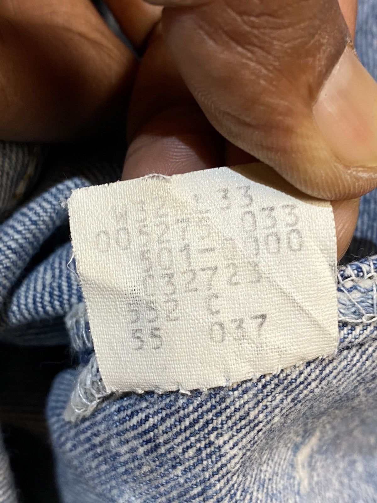 Levi's × Vintage 1980s Levis 501 Slim Fit Button Fly Distressed Blue Jeans Size US 32 / EU 48 - 21 Thumbnail
