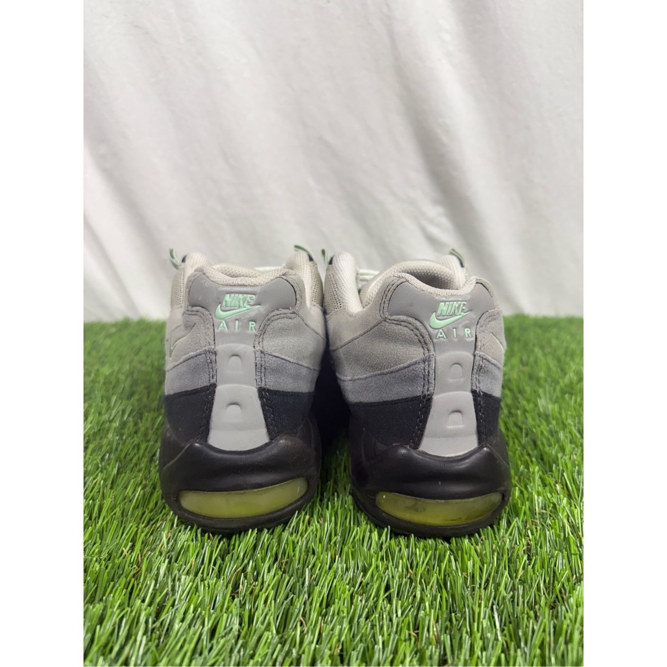 Nike Nike Air Max 95 Fresh Mint New Green White Neutral Grey Size Size US 10 / EU 43 - 3 Thumbnail