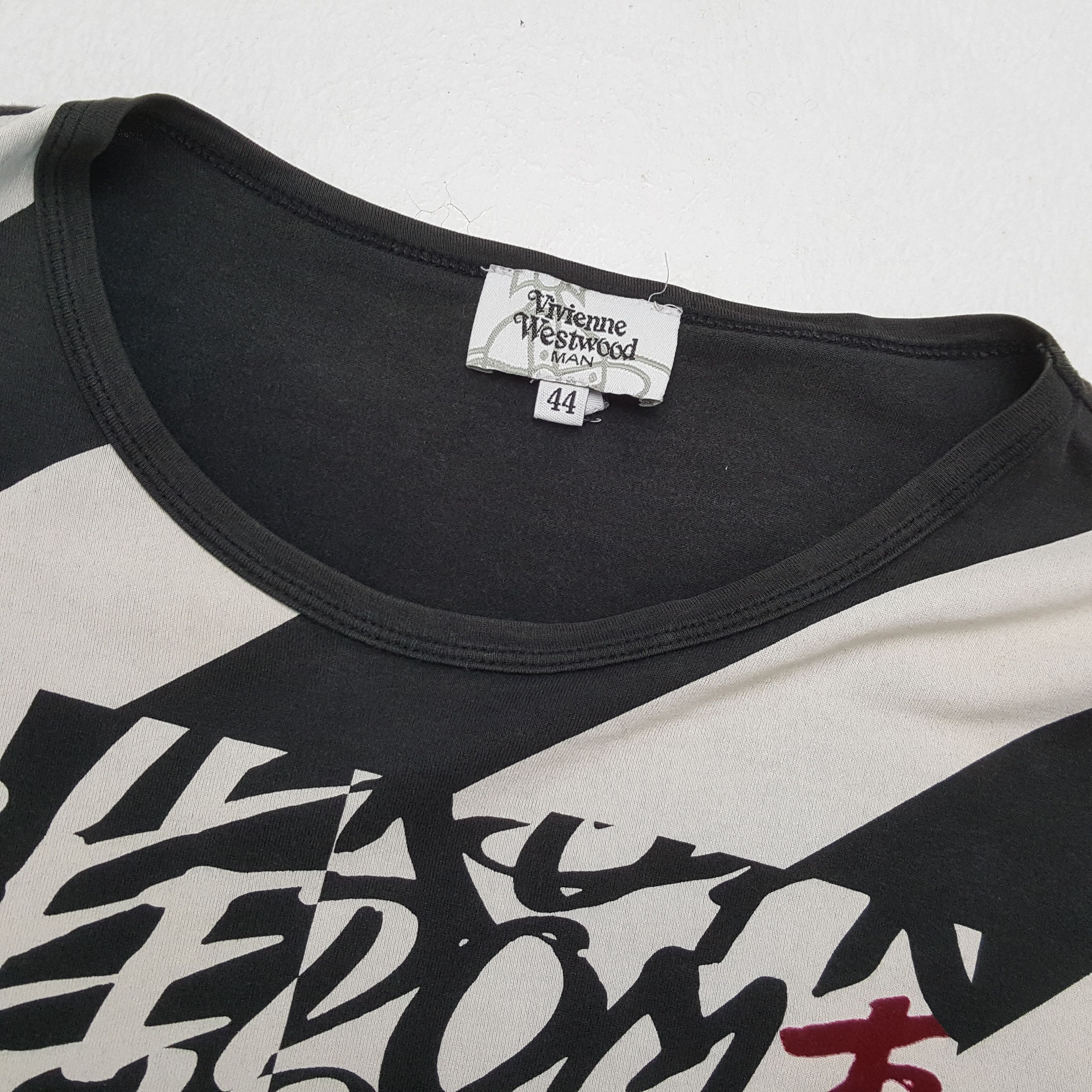 Japanese Brand × Vintage × Vivienne Westwood Vintage VIVIENNE WESTWOOD Fashion Brand T-Shirt c267n60 Size US M / EU 48-50 / 2 - 8 Thumbnail
