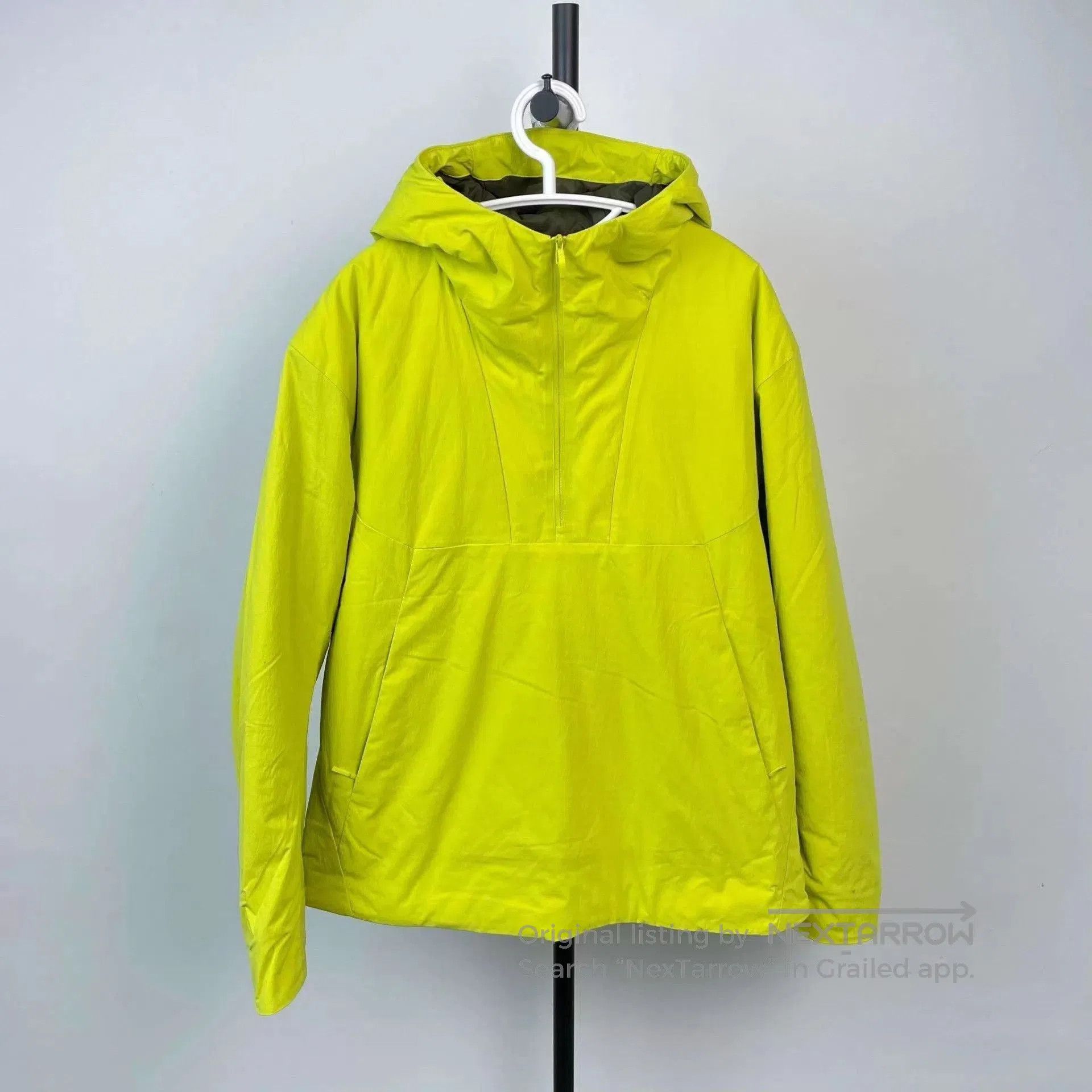 Arc'teryx Yellow Hooded Light Jacket Size M. Size US M / EU 48-50 / 2 - 1 Thumbnail