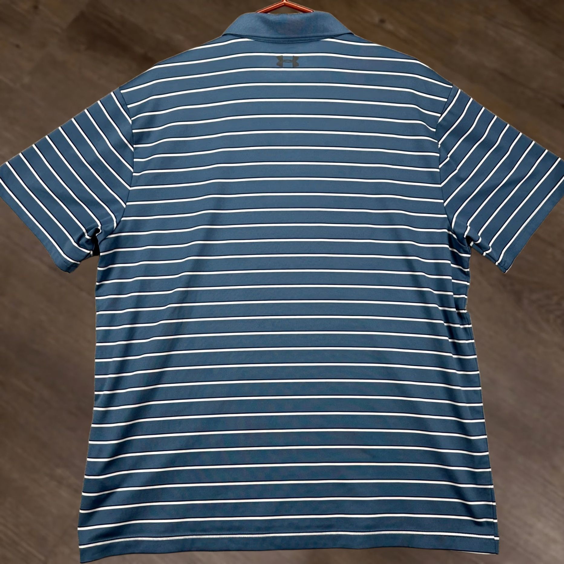 Under Armour EUC Under Armour Heat Gear Mens XL Loose Polo Blue White Stripe Rugby Golf - Sport Apparel Size US XL / EU 56 / 4 - 1 Thumbnail